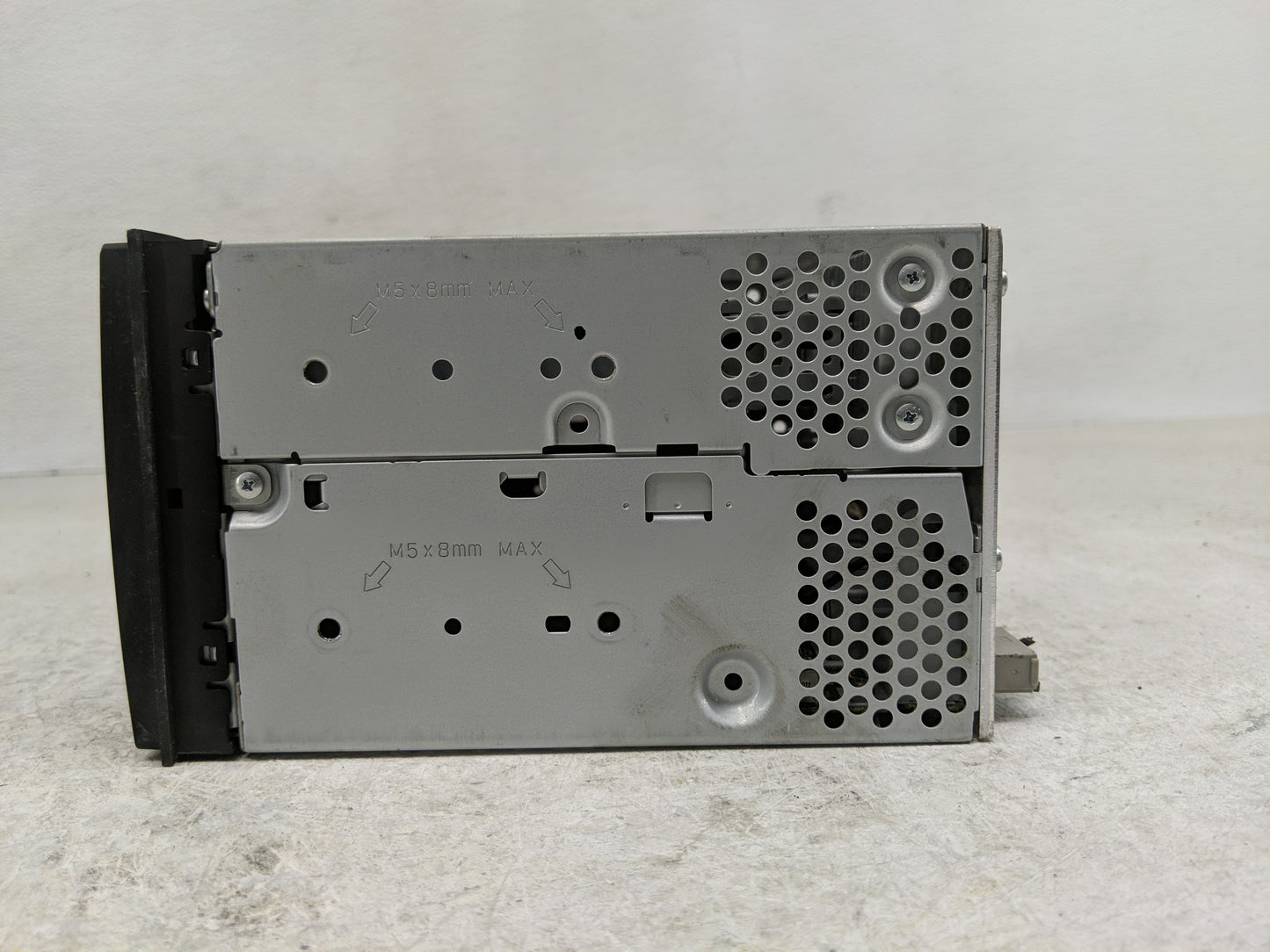 2012 Nissan Rogue Radio AM FM Cd Player Receiver Replacement P/N:0139069 Fits OEM Used Auto Parts - Oemusedautoparts1.com