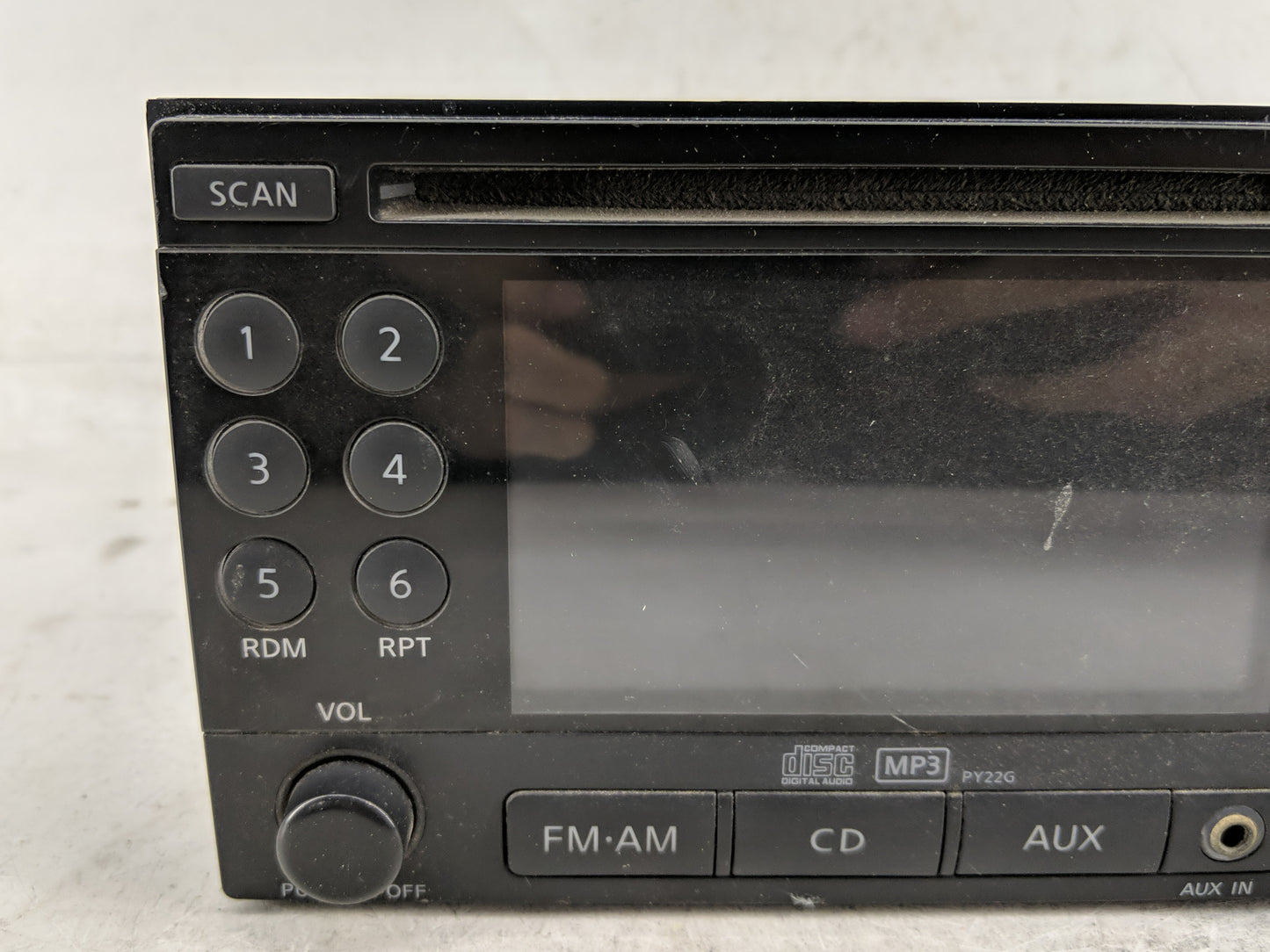 2011-2012 Nissan Rogue Radio AM FM Cd Player Receiver Replacement P/N:28185 1VK0A Fits Fits 2011 2012 OEM Used Auto Parts - 