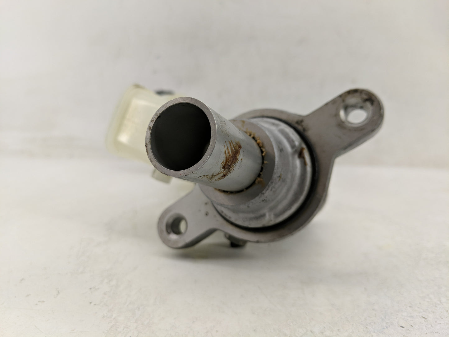 2008-2015 Nissan Rogue Brake Master Cylinder - Oemusedautoparts1.com