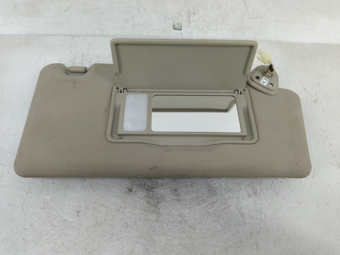 2008-2015 Nissan Rogue Sun Visor Shade Replacement Passenger Right Mirror Fits Fits 2008 2009 2010 2011 2012 2013 2014 2015 
