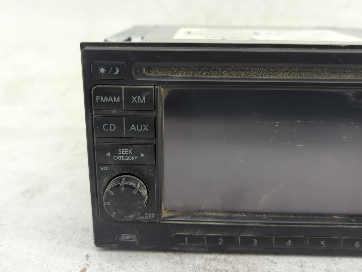 2011-2012 Nissan Rogue Radio AM FM Cd Player Receiver Replacement P/N:259151VK5C Fits Fits 2011 2012 OEM Used Auto Parts - O