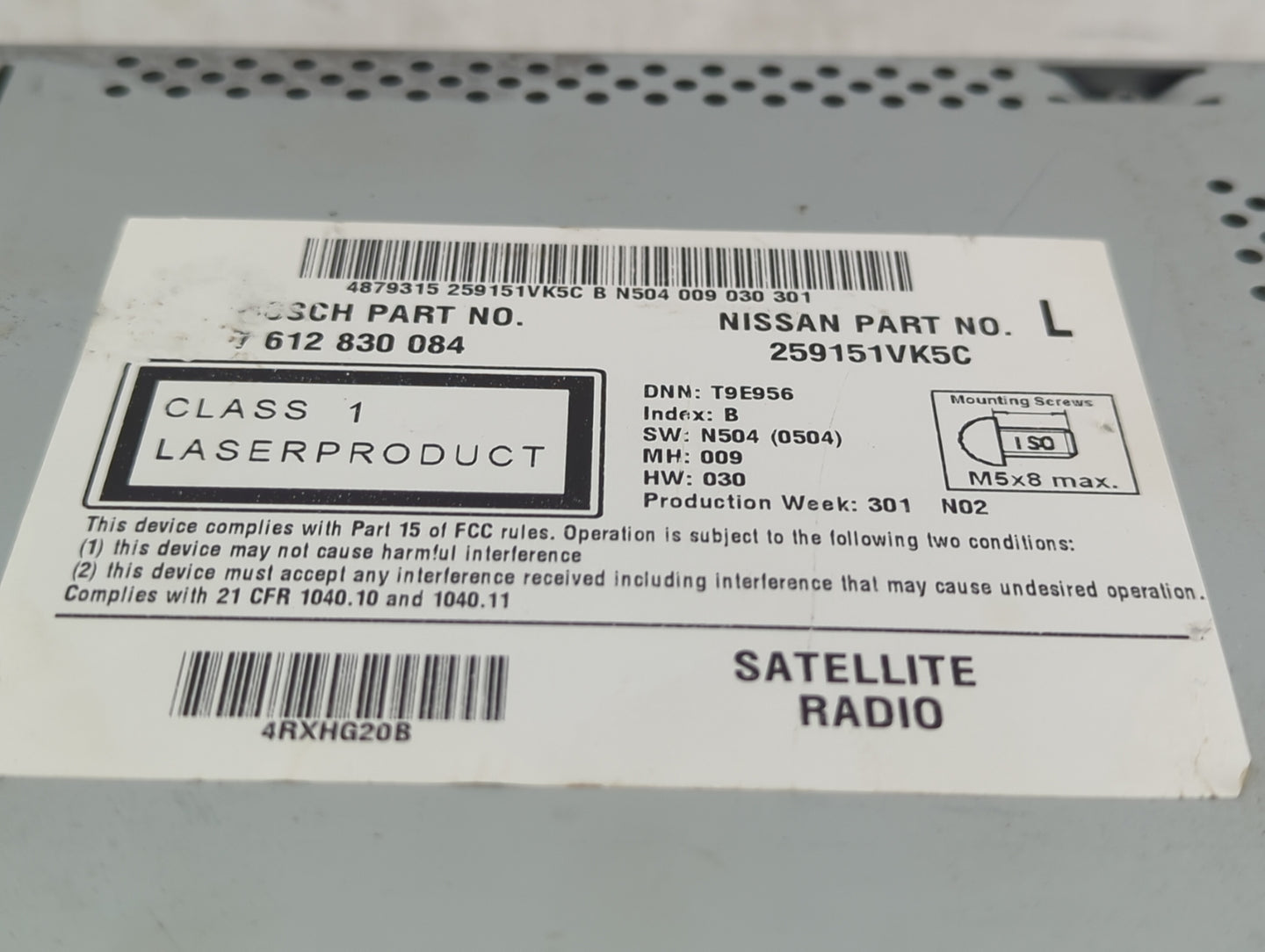 2011-2012 Nissan Rogue Radio AM FM Cd Player Receiver Replacement P/N:259151VK5C Fits Fits 2011 2012 OEM Used Auto Parts - O