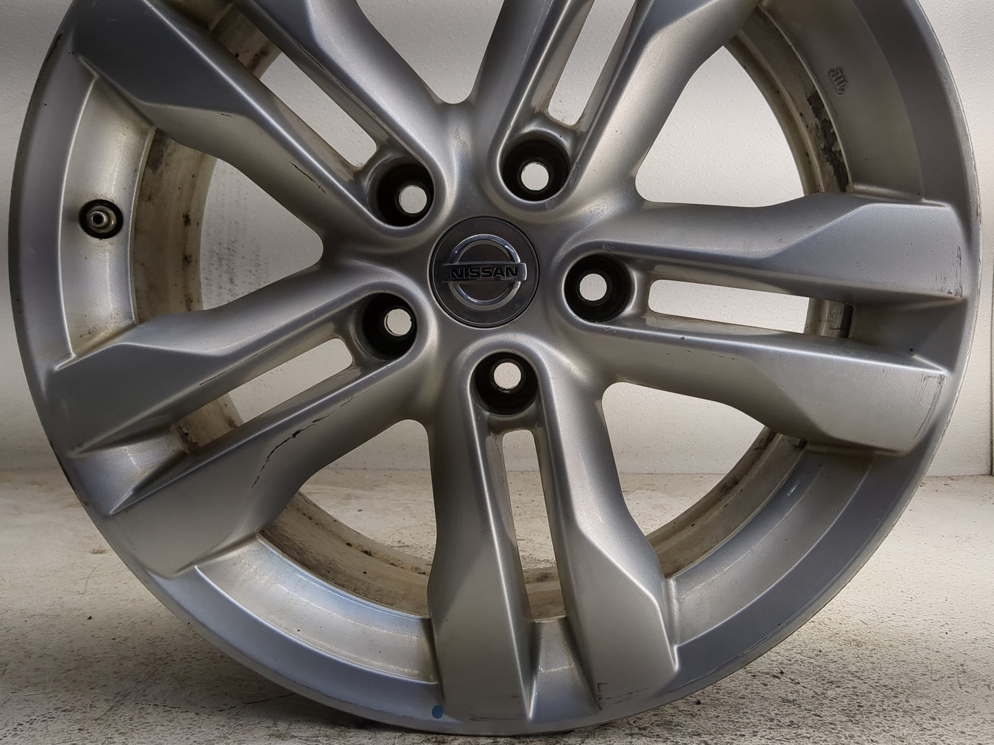 2012-2015 Nissan Rogue Oem Wheel Rim - Oemusedautoparts1.com