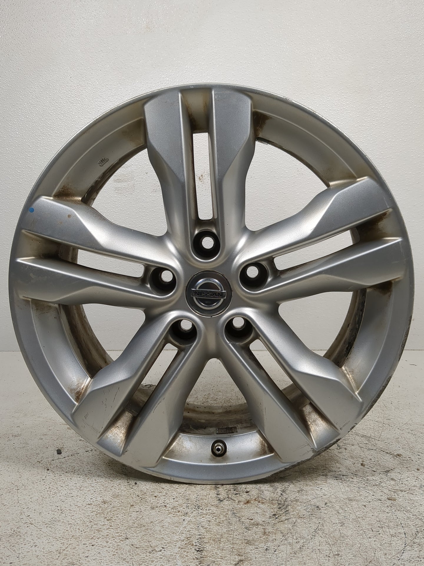 2012-2015 Nissan Rogue Oem Wheel Rim - Oemusedautoparts1.com
