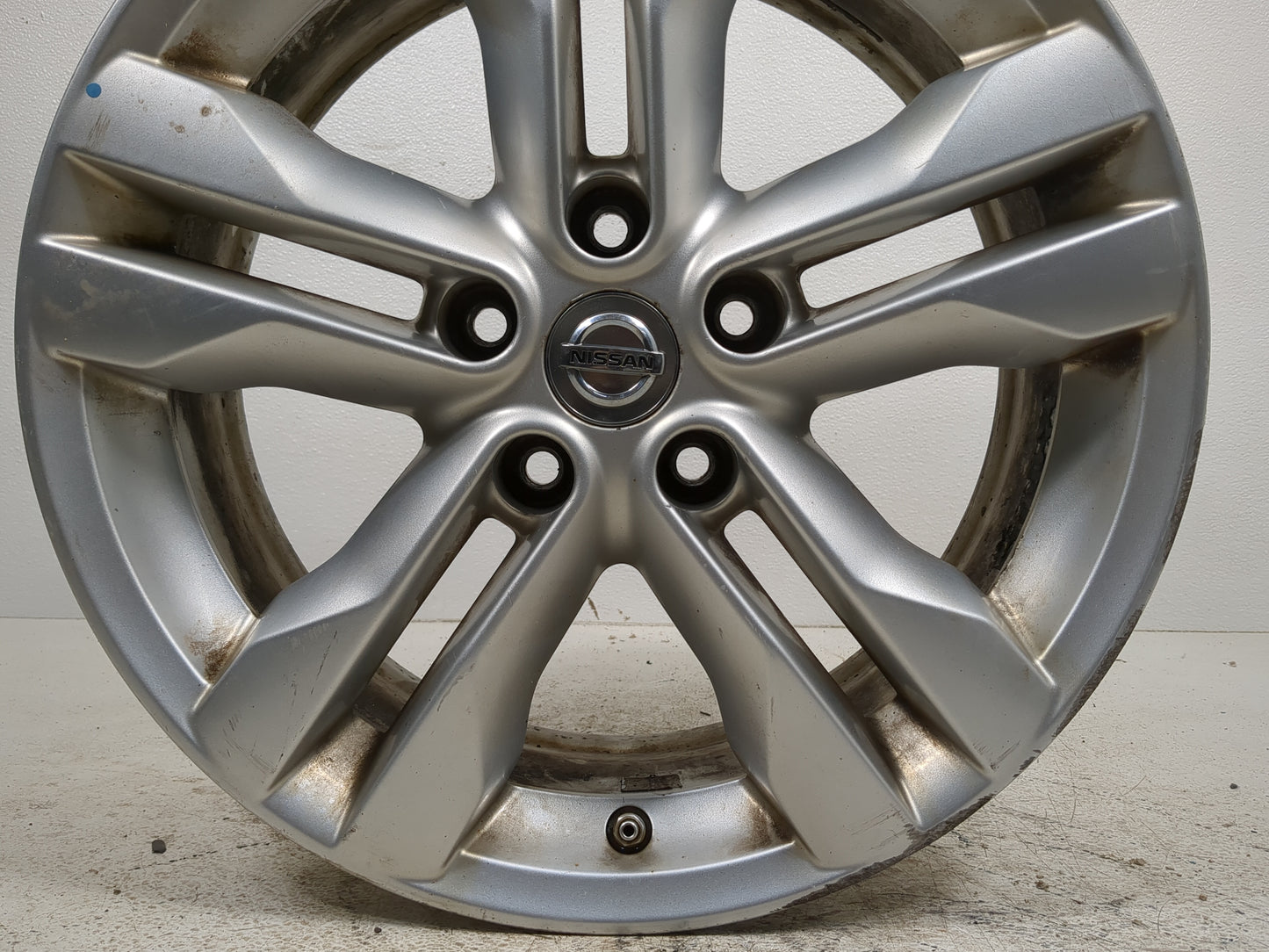 2012-2015 Nissan Rogue Oem Wheel Rim - Oemusedautoparts1.com