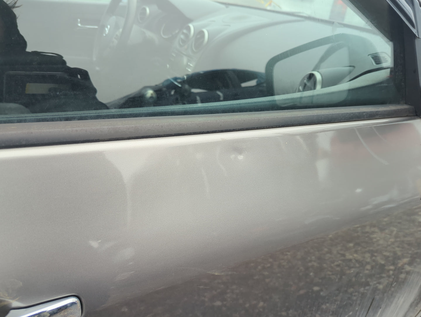 2011-2014 Nissan Rogue Passenger Front Door Oem 1387839 - Oemusedautoparts1.com