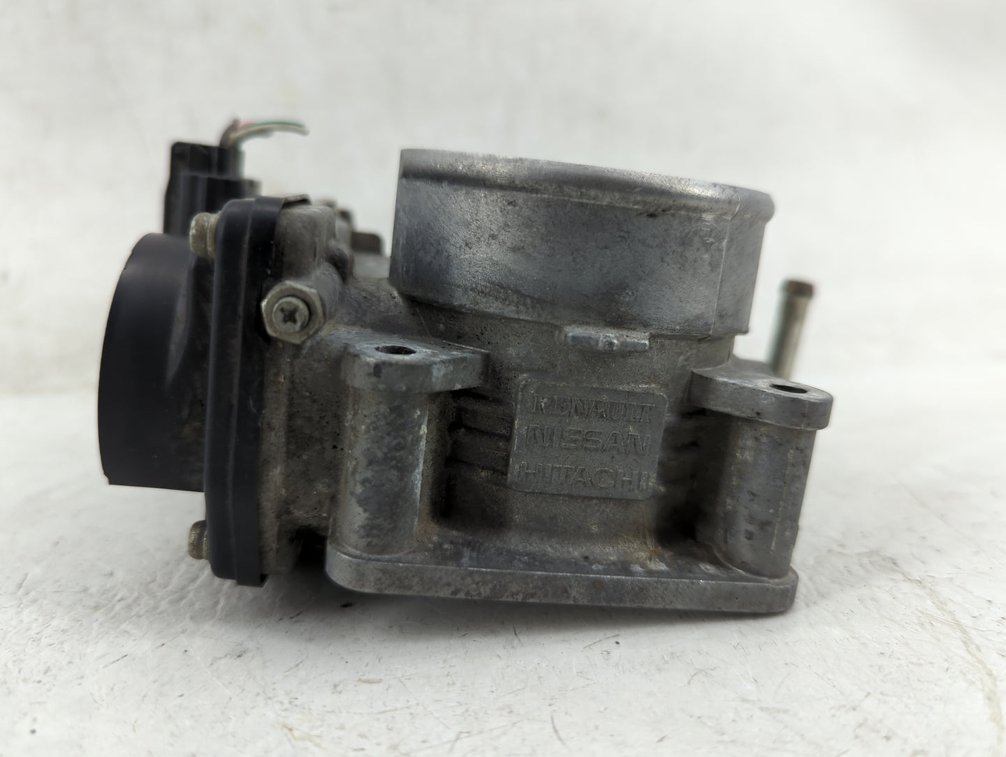 2011-2015 Nissan Rogue Throttle Body Fits Fits 2011 2012 2013 2014 2015 OEM Used Auto Parts - Oemusedautoparts1.com
