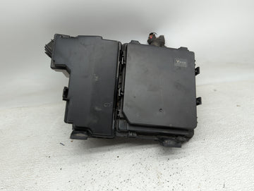 2012-2015 Nissan Rogue Fusebox Fuse Box Panel Relay Module P/N:284B6 JG03A Fits Fits 2012 2013 2014 2015 OEM Used Auto Parts