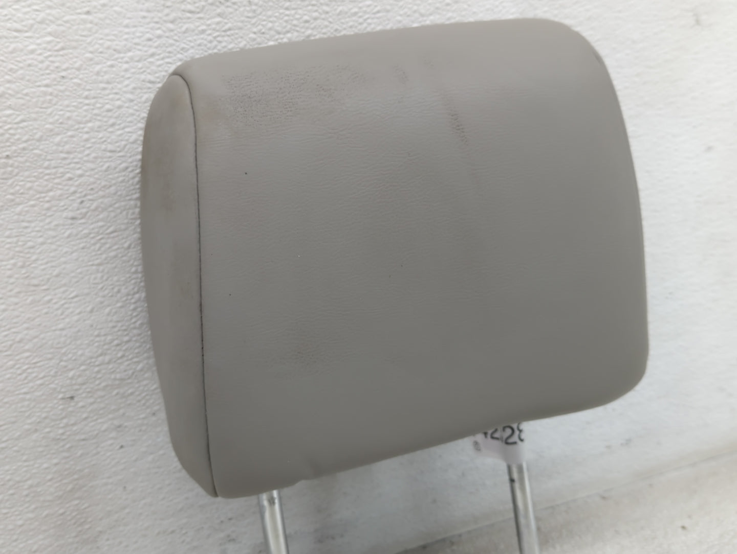 2010-2013 Nissan Rogue Headrest Head Rest Front Driver Passenger Seat - Oemusedautoparts1.com