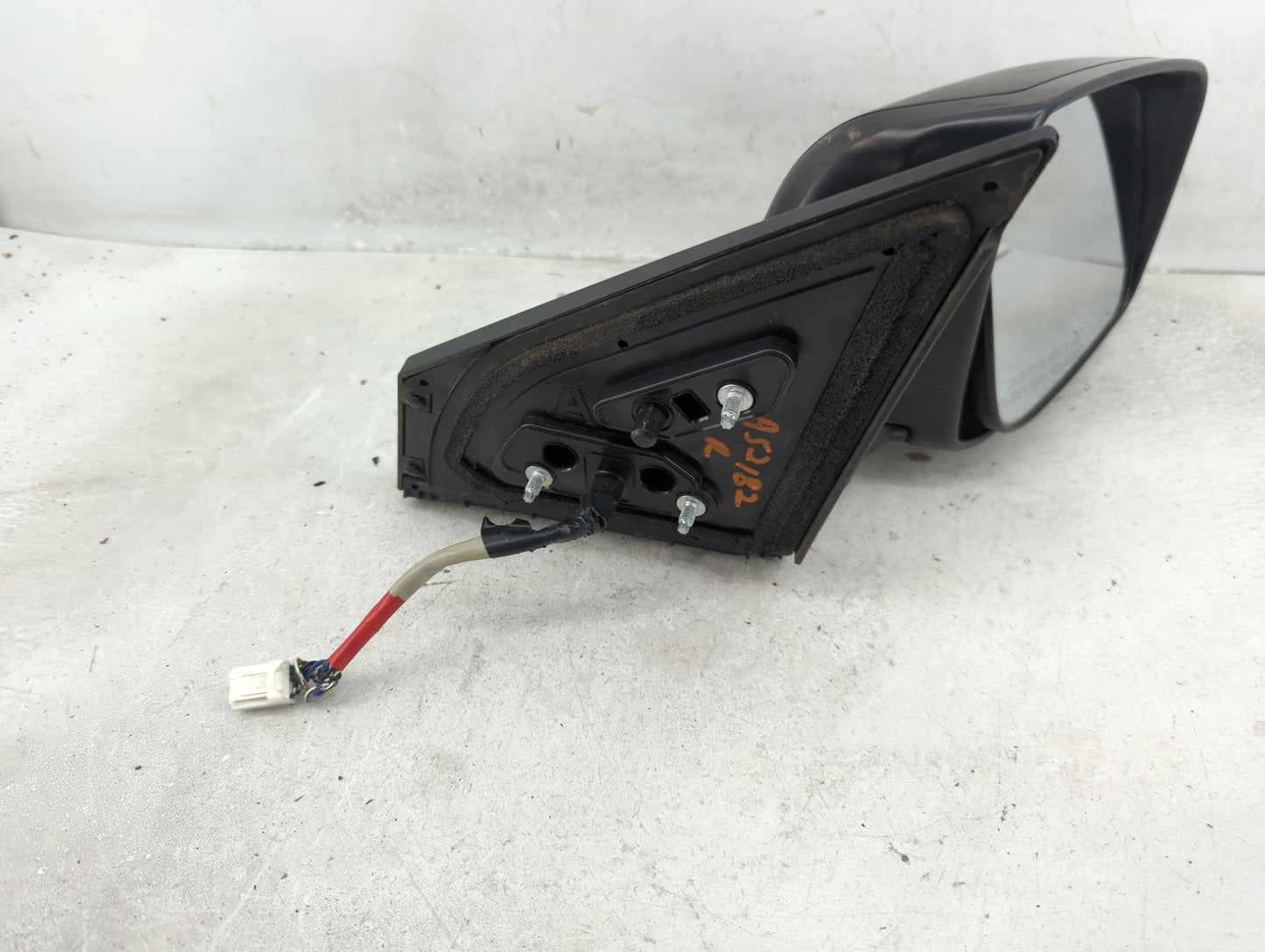 2012-2015 Nissan Rogue Passenger Side View Mirror - Right Door Mirror OEM Used - Oemusedautoparts1.com