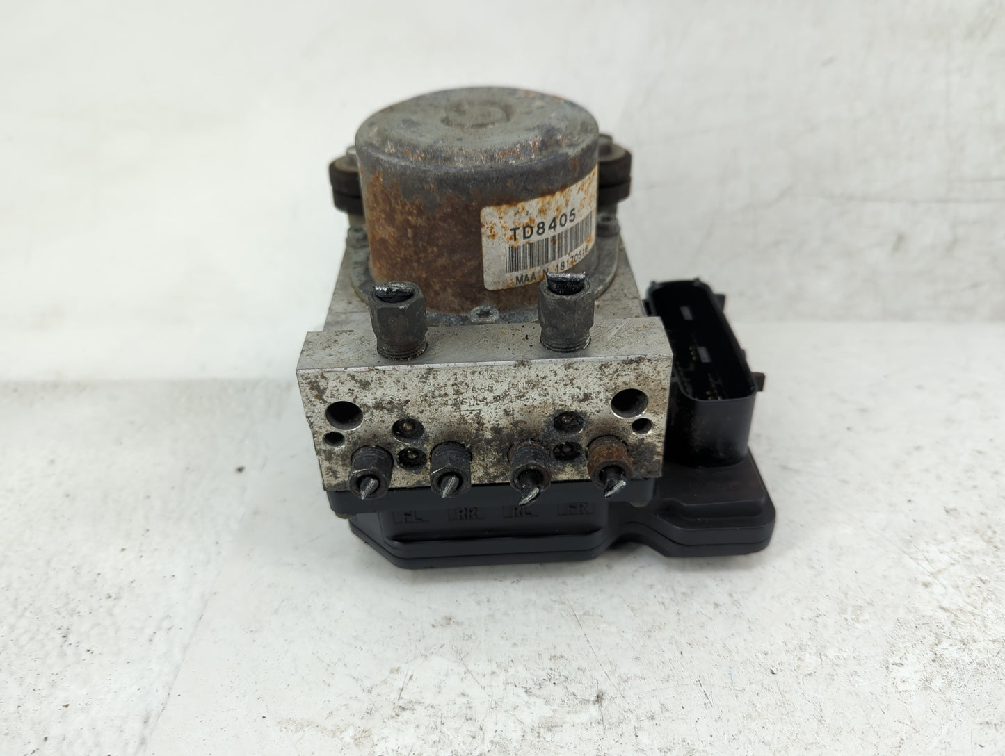 2012-2015 Nissan Rogue ABS Pump Control Module Replacement P/N:TD8405 18170516 Fits Fits 2012 2013 2014 2015 OEM Used Auto P