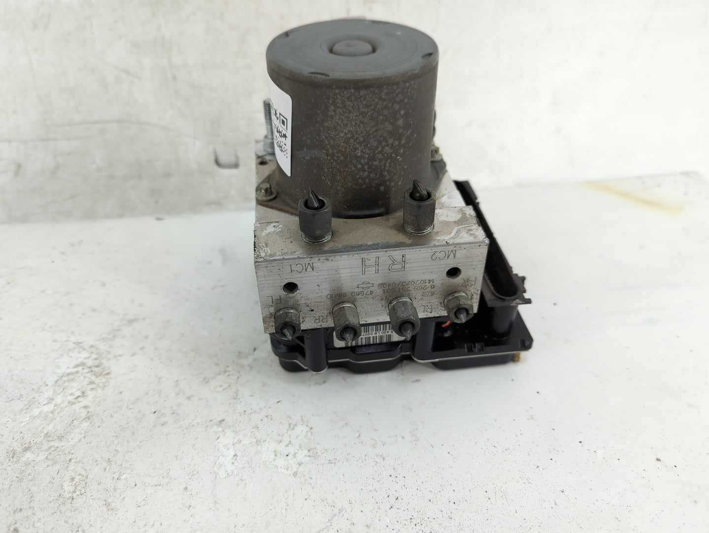2012-2015 Nissan Rogue ABS Pump Control Module Replacement Fits Fits 2012 2013 2014 2015 OEM Used Auto Parts - Oemusedautopa