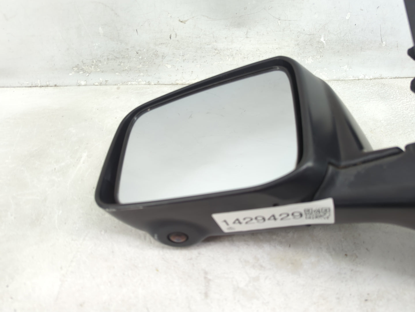 2012-2015 Nissan Rogue Driver Side View Mirror - Left Door Mirror OEM Used - Oemusedautoparts1.com