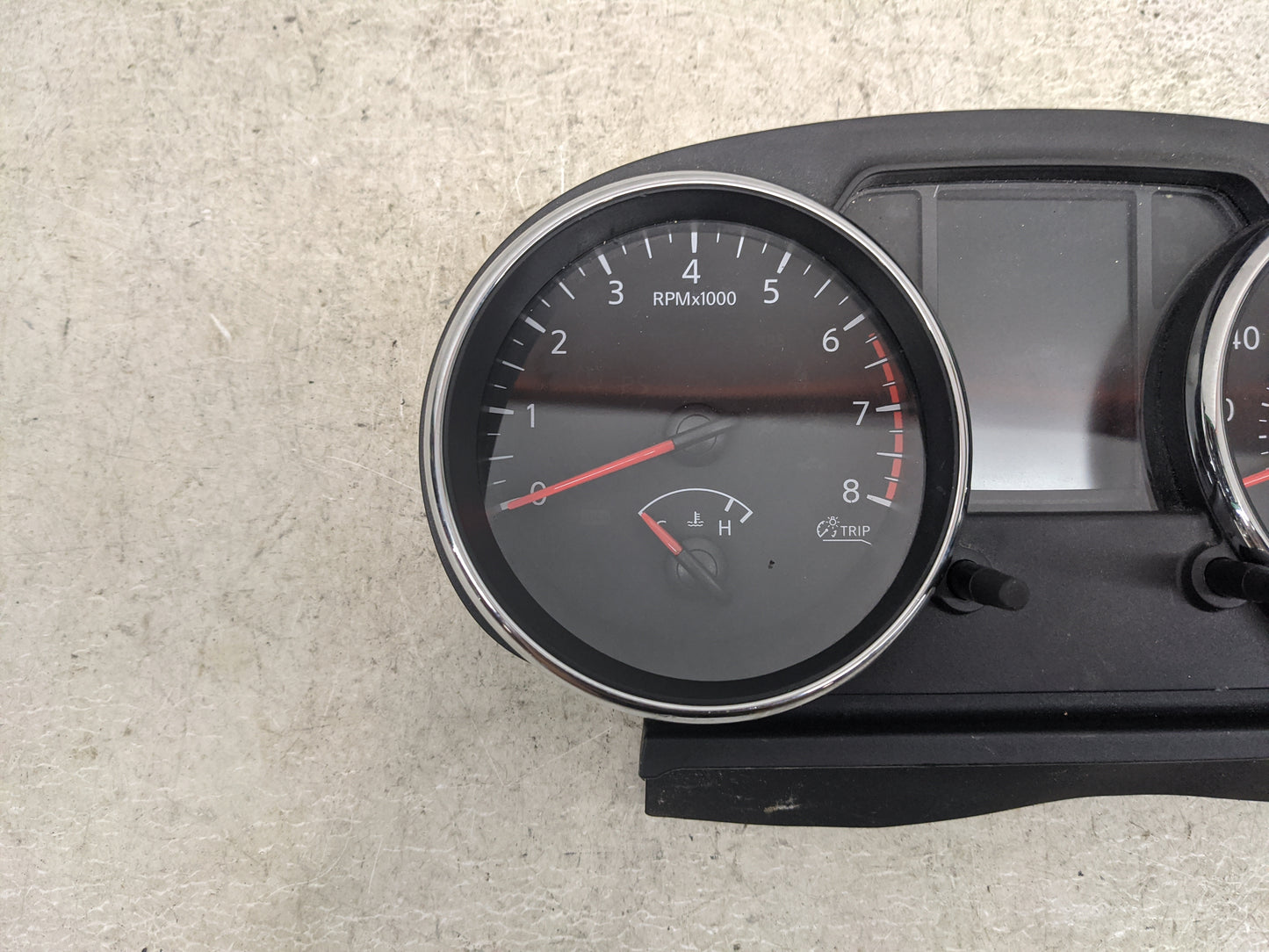 2012-2015 Nissan Rogue Instrument Cluster Speedometer Gauges P/N:24810 1V5A VPAASF-10849-KFE Miles:80K Fits OEM Used Auto Pa