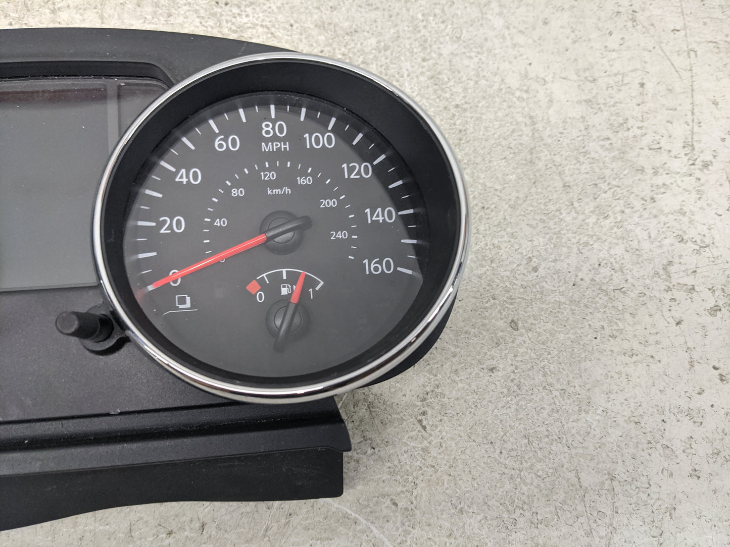 2012-2015 Nissan Rogue Instrument Cluster Speedometer Gauges P/N:24810 1V5A VPAASF-10849-KFE Miles:80K Fits OEM Used Auto Pa