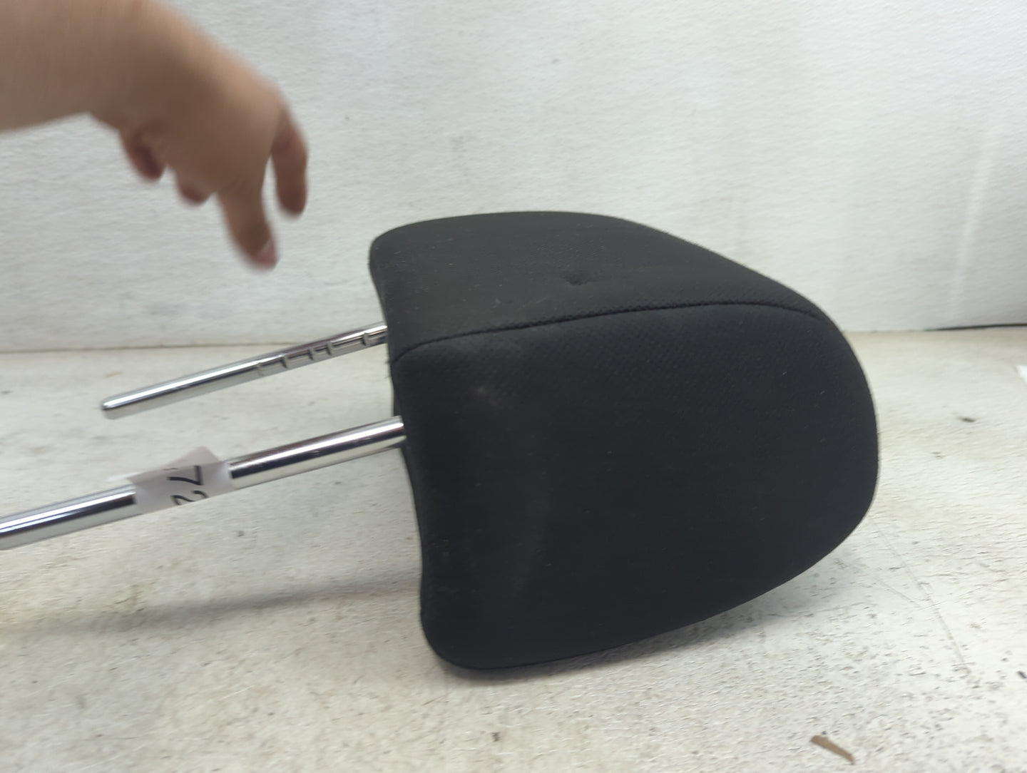 2012 Nissan Rogue Headrest Head Rest Front Driver Passenger Seat Fits OEM Used Auto Parts - Oemusedautoparts1.com