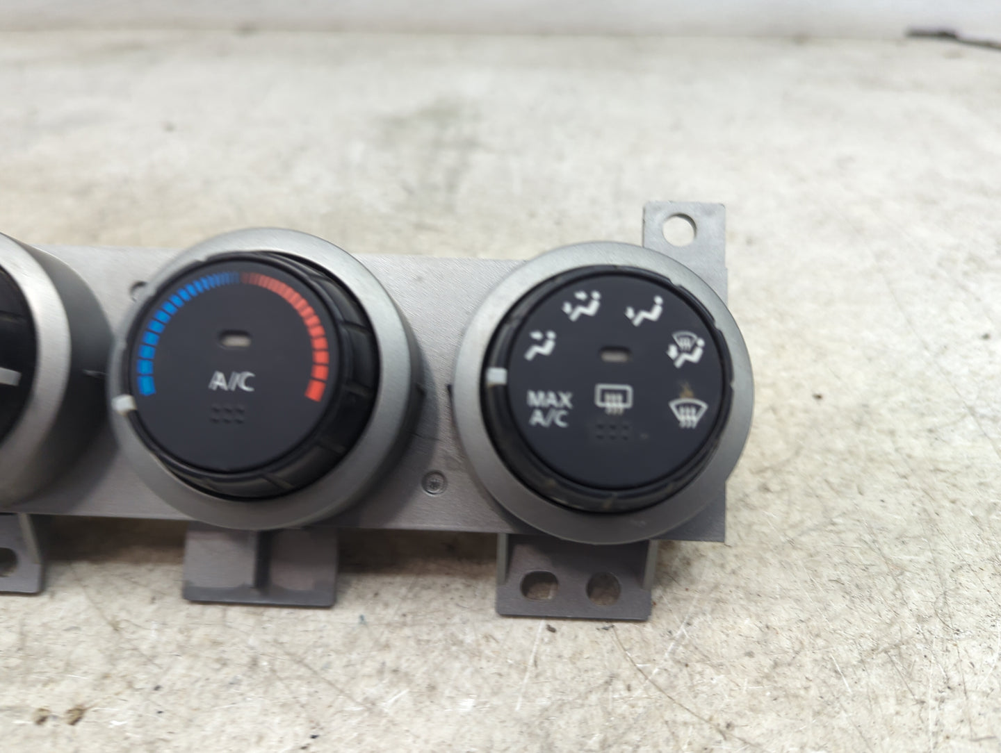 2011-2015 Nissan Rogue Climate Control Module Temperature AC/Heater Replacement Fits Fits 2011 2012 2013 2014 2015 OEM Used 