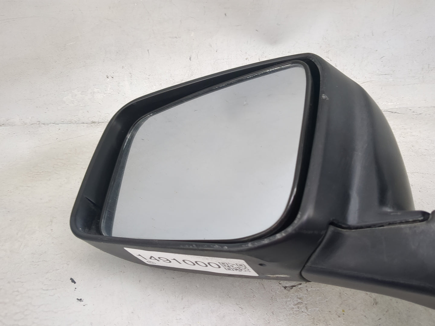 2008-2015 Nissan Rogue Driver Side View Mirror - Left Door Mirror OEM Used - Oemusedautoparts1.com