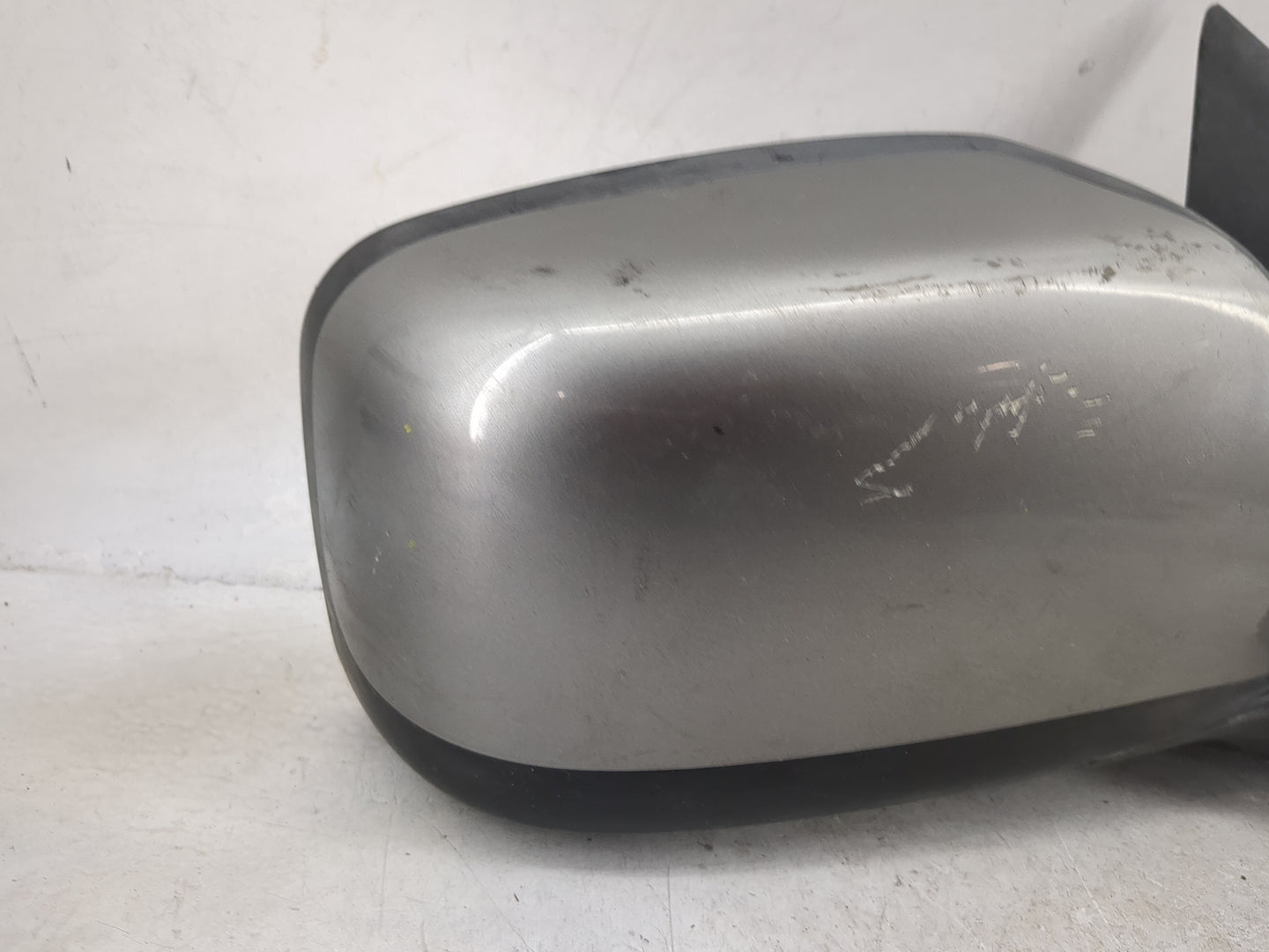 2008-2015 Nissan Rogue Passenger Side View Mirror - Right Door Mirror OEM Used - Oemusedautoparts1.com