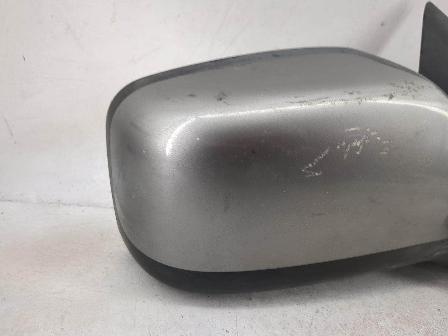 2008-2015 Nissan Rogue Passenger Side View Mirror - Right Door Mirror OEM Used - Oemusedautoparts1.com