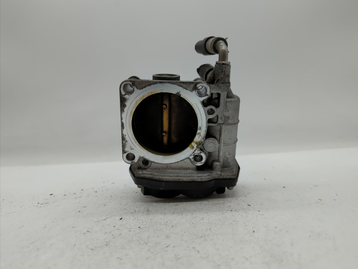 2011-2015 Nissan Rogue Throttle Body P/N:526-01 RME60-15 Fits Fits 2011 2012 2013 2014 2015 OEM Used Auto Parts - Oemusedaut