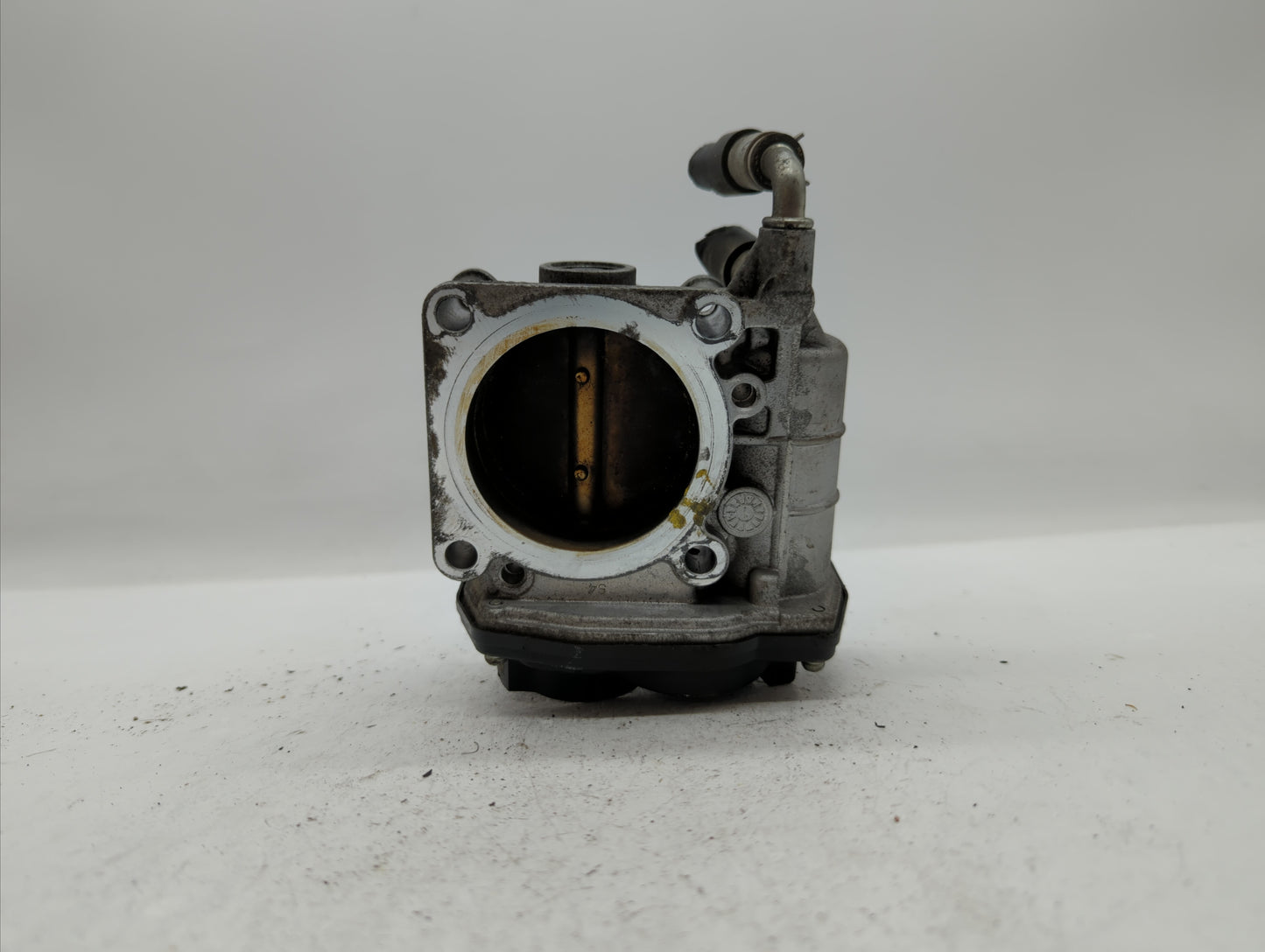 2011-2015 Nissan Rogue Throttle Body P/N:526-01 RME60-15 Fits Fits 2011 2012 2013 2014 2015 OEM Used Auto Parts - Oemusedaut