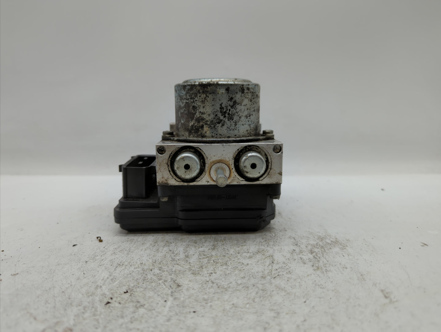 2012-2015 Nissan Rogue ABS Pump Control Module Replacement P/N:47660 JM14A Fits Fits 2012 2013 2014 2015 OEM Used Auto Parts