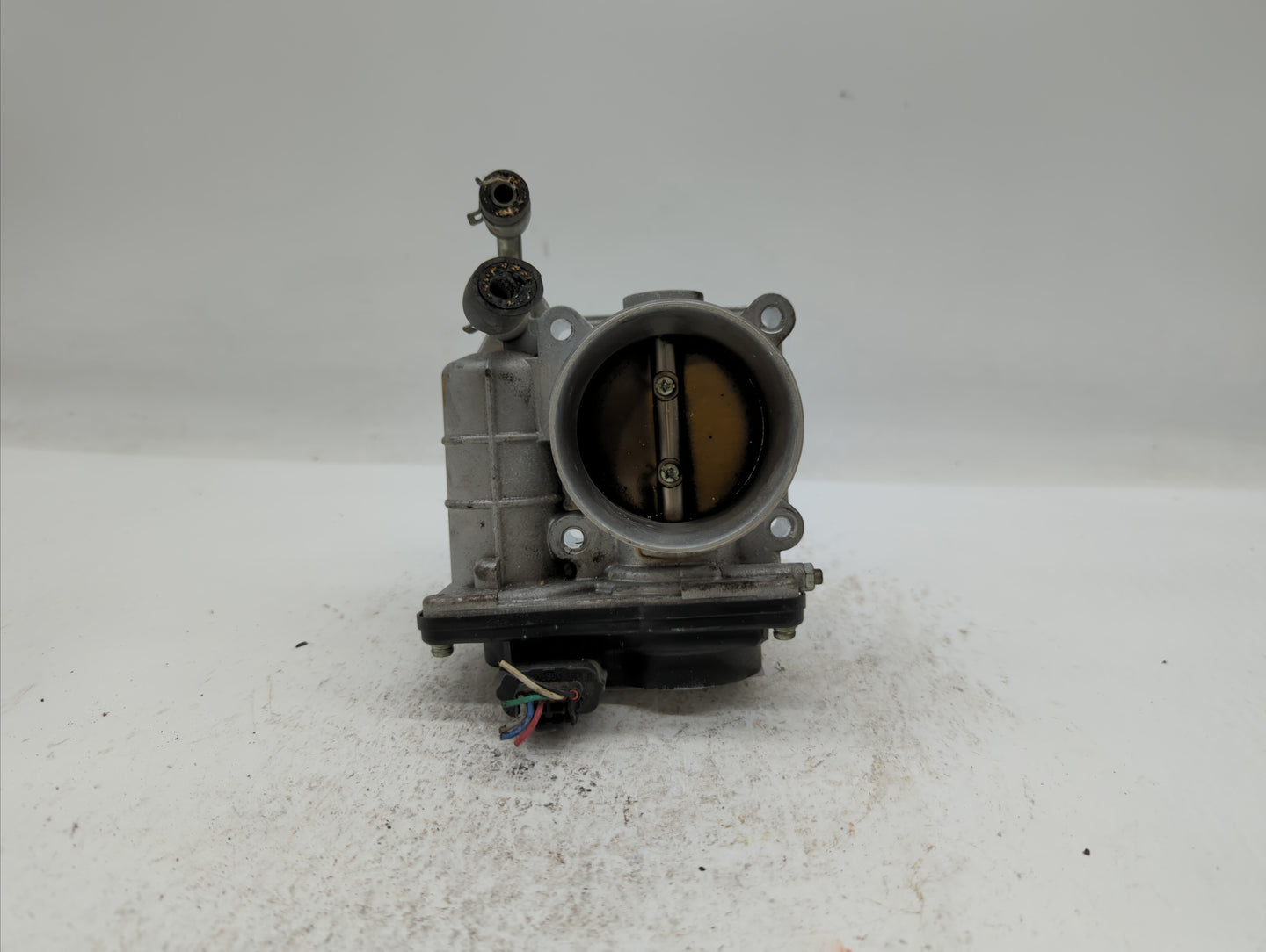 2011-2015 Nissan Rogue Throttle Body P/N:526-01 RME60-15 Fits Fits 2011 2012 2013 2014 2015 OEM Used Auto Parts - Oemusedaut