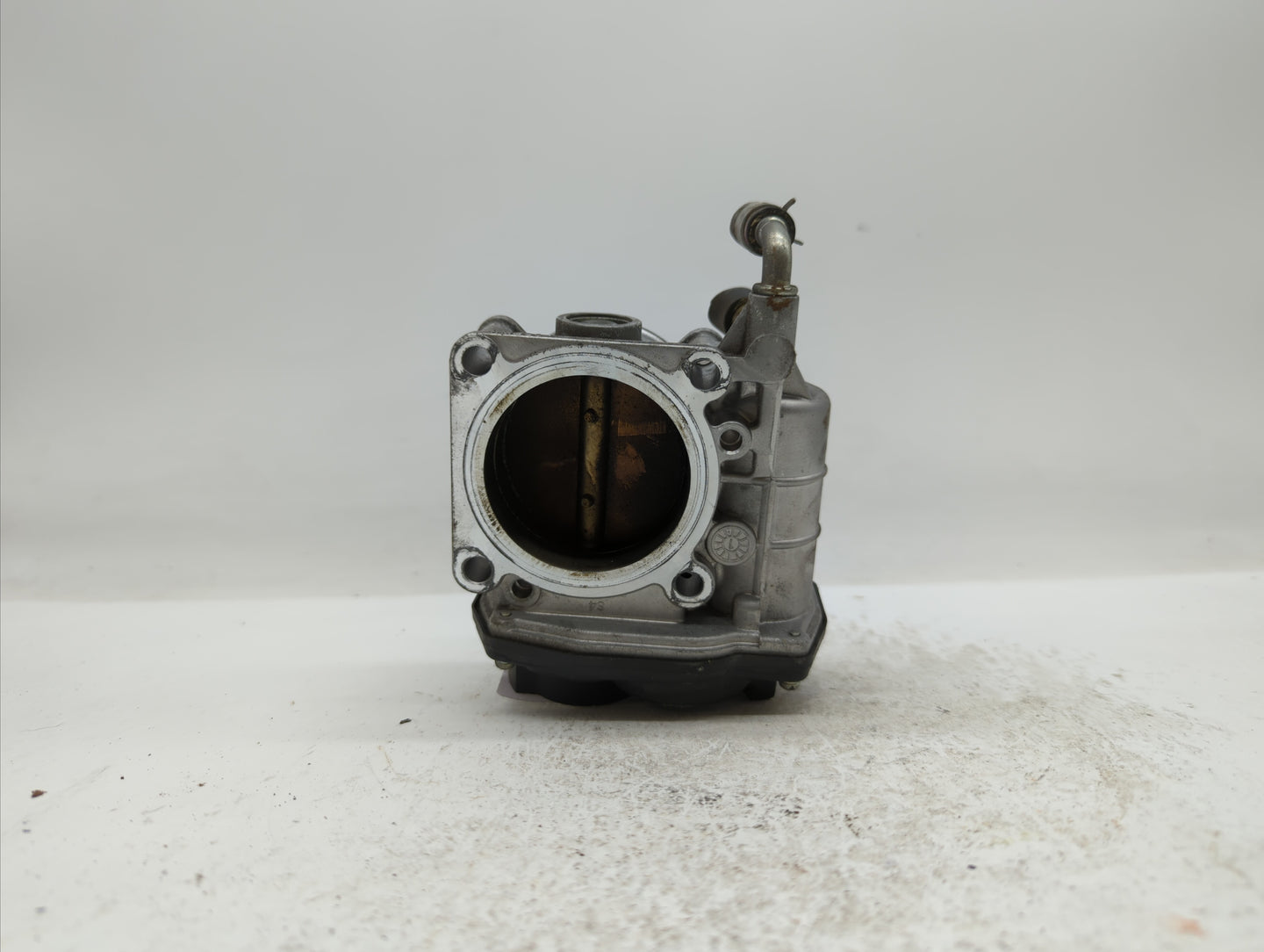 2011-2015 Nissan Rogue Throttle Body P/N:526-01 RME60-15 Fits Fits 2011 2012 2013 2014 2015 OEM Used Auto Parts - Oemusedaut
