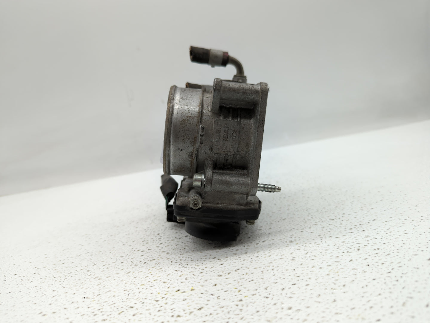 2011-2015 Nissan Rogue Throttle Body P/N:526-01 RME60-15 Fits Fits 2011 2012 2013 2014 2015 OEM Used Auto Parts - Oemusedaut