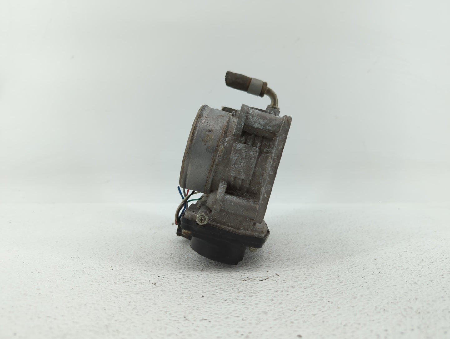 2011-2015 Nissan Rogue Throttle Body P/N:526-01 RME60-15 Fits Fits 2011 2012 2013 2014 2015 OEM Used Auto Parts - Oemusedaut
