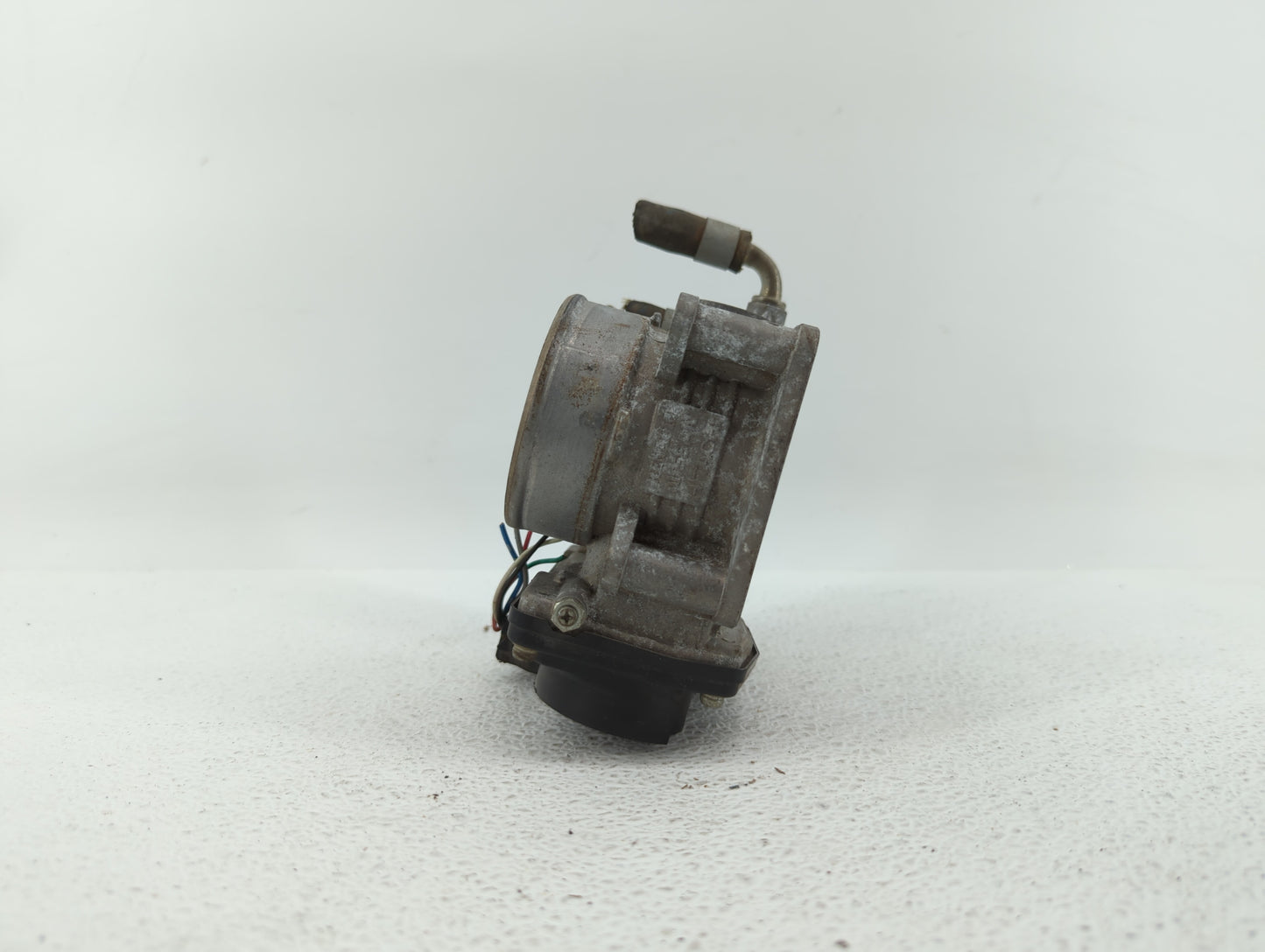 2011-2015 Nissan Rogue Throttle Body P/N:526-01 RME60-15 Fits Fits 2011 2012 2013 2014 2015 OEM Used Auto Parts - Oemusedaut