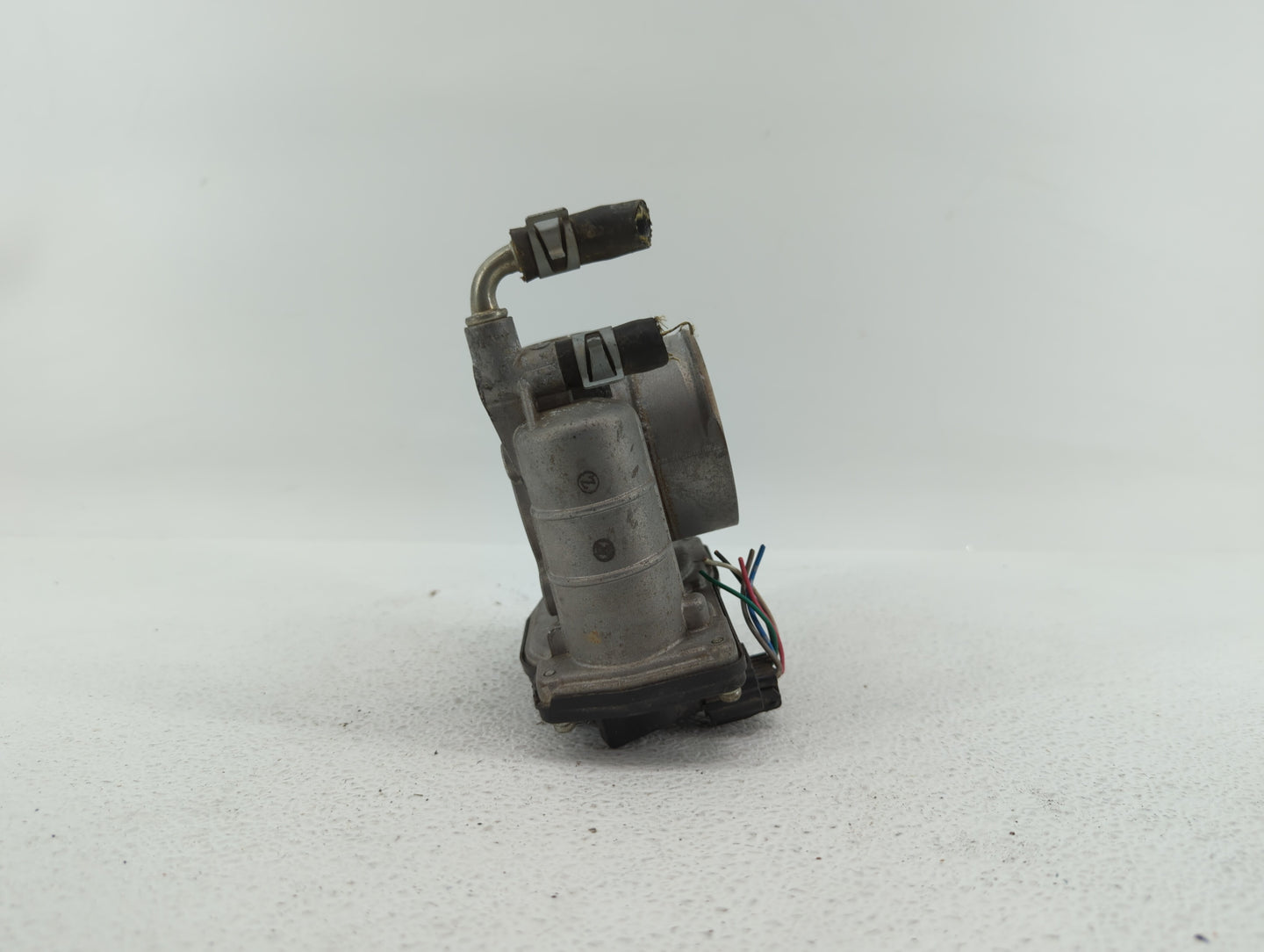 2011-2015 Nissan Rogue Throttle Body P/N:526-01 RME60-15 Fits Fits 2011 2012 2013 2014 2015 OEM Used Auto Parts - Oemusedaut