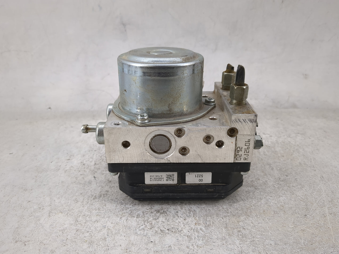 2012-2015 Nissan Rogue ABS Pump Control Module Replacement P/N:TD8405 25302254 Fits Fits 2012 2013 2014 2015 OEM Used Auto P