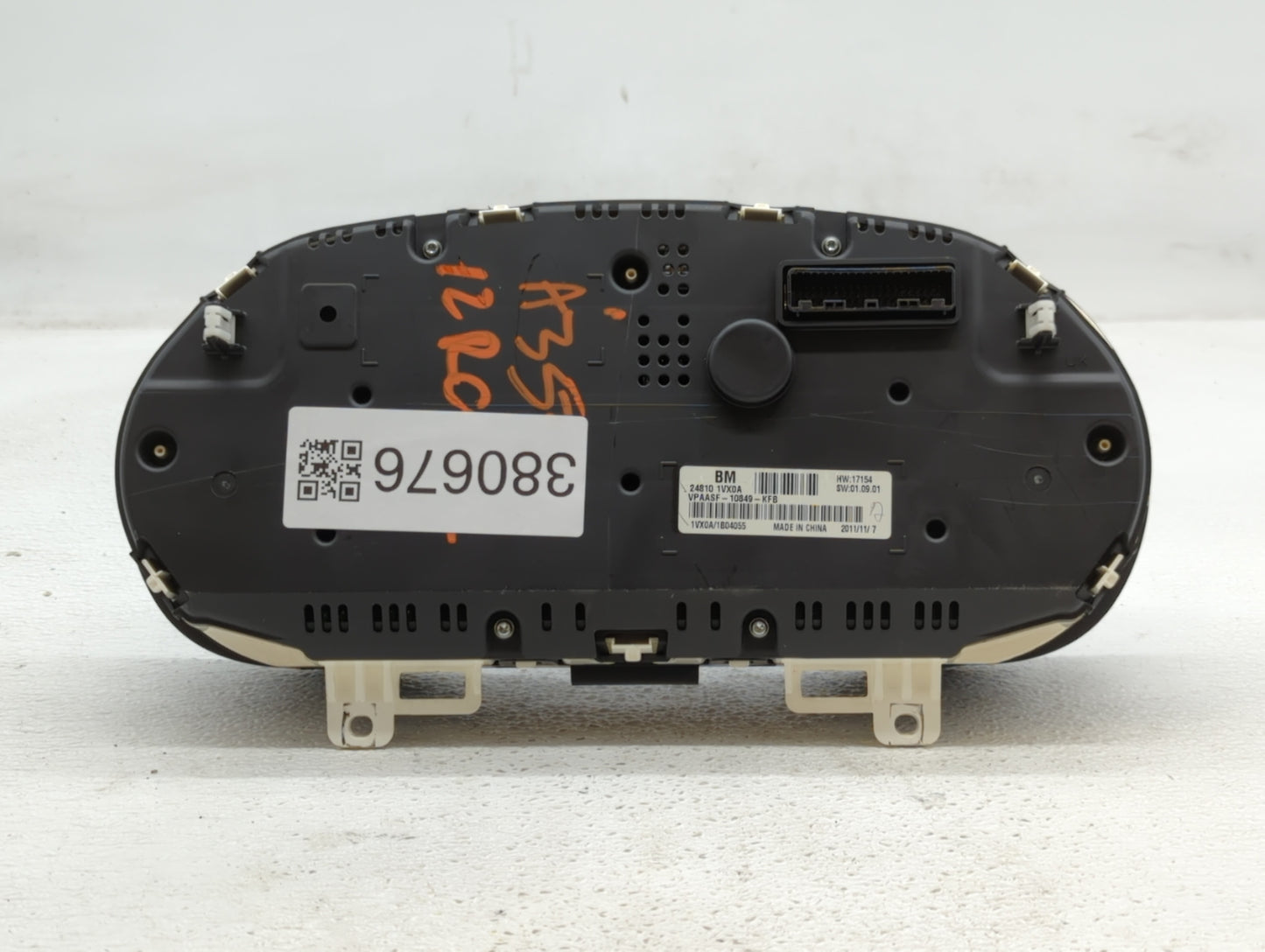 2011-2012 Nissan Rogue Instrument Cluster Speedometer Gauges P/N:24810 1VX0A 24810-1VX5A, 24810 1VK0A Fits Fits 2011 2012 OE