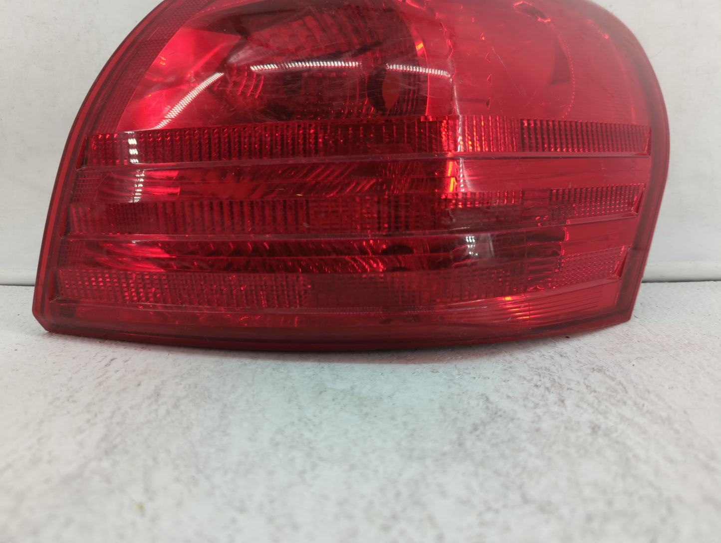 2008-2015 Nissan Rogue Tail Light Assembly Passenger Right OEM Fits Fits 2008 2009 2010 2011 2012 2013 2014 2015 OEM Used Au