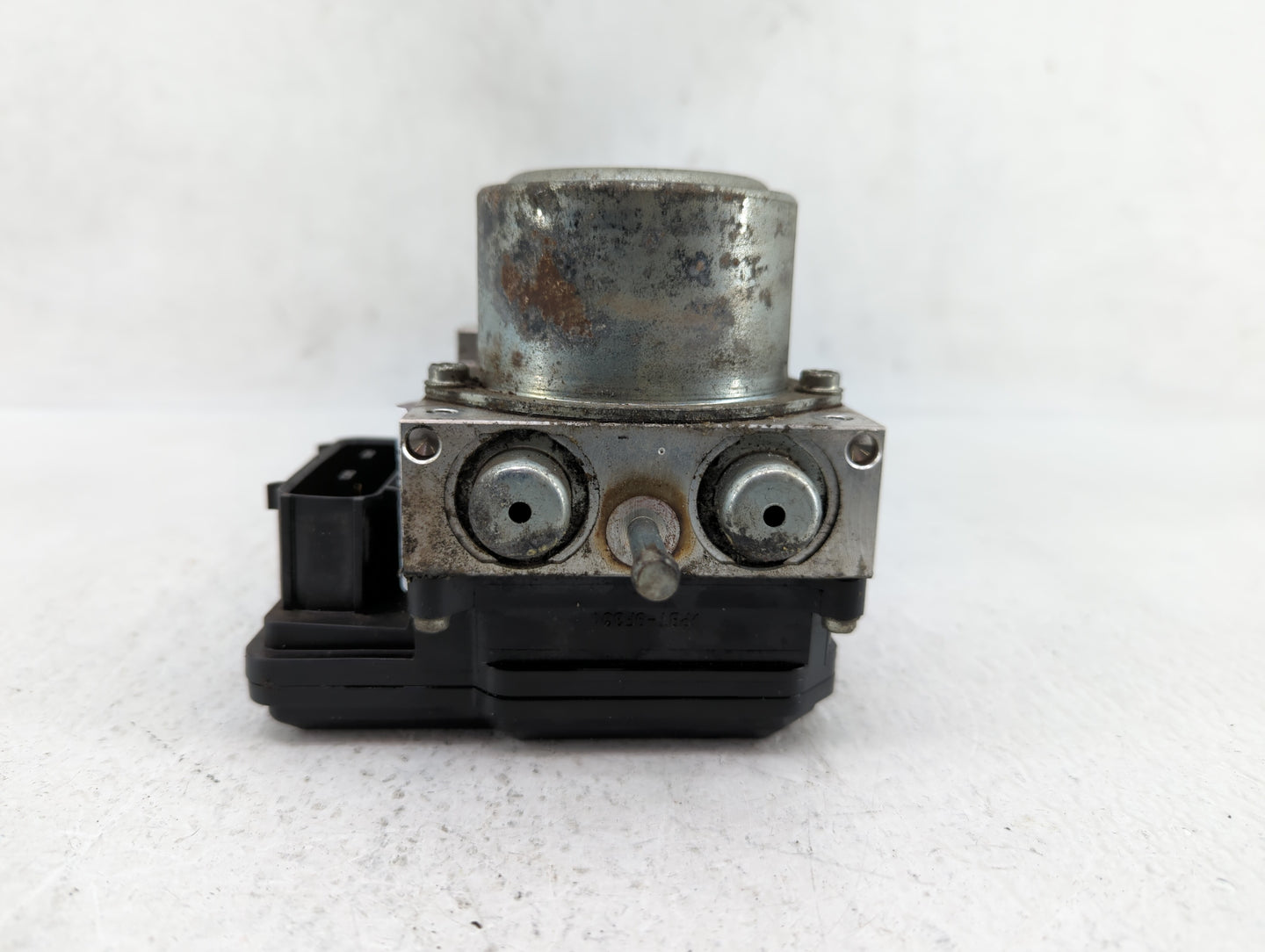 2012-2015 Nissan Rogue ABS Pump Control Module Replacement P/N:47660 JM14A Fits Fits 2012 2013 2014 2015 OEM Used Auto Parts