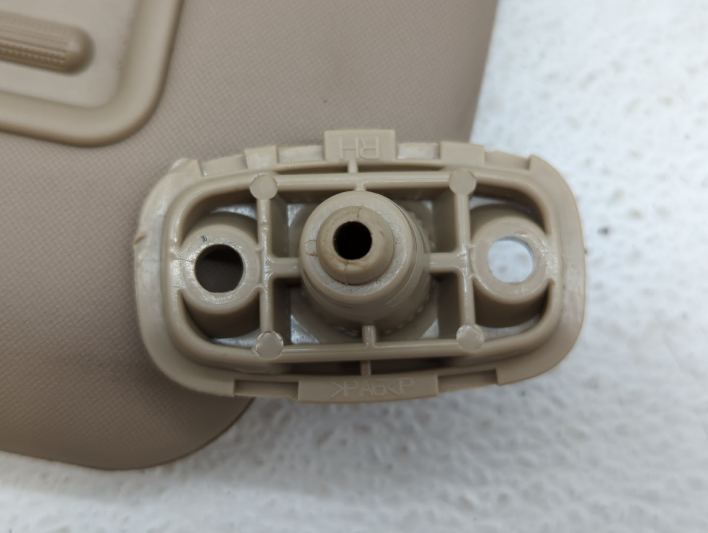 2008-2015 Nissan Rogue Sun Visor Shade Replacement Passenger Right Mirror Fits Fits 2008 2009 2010 2011 2012 2013 2014 2015 