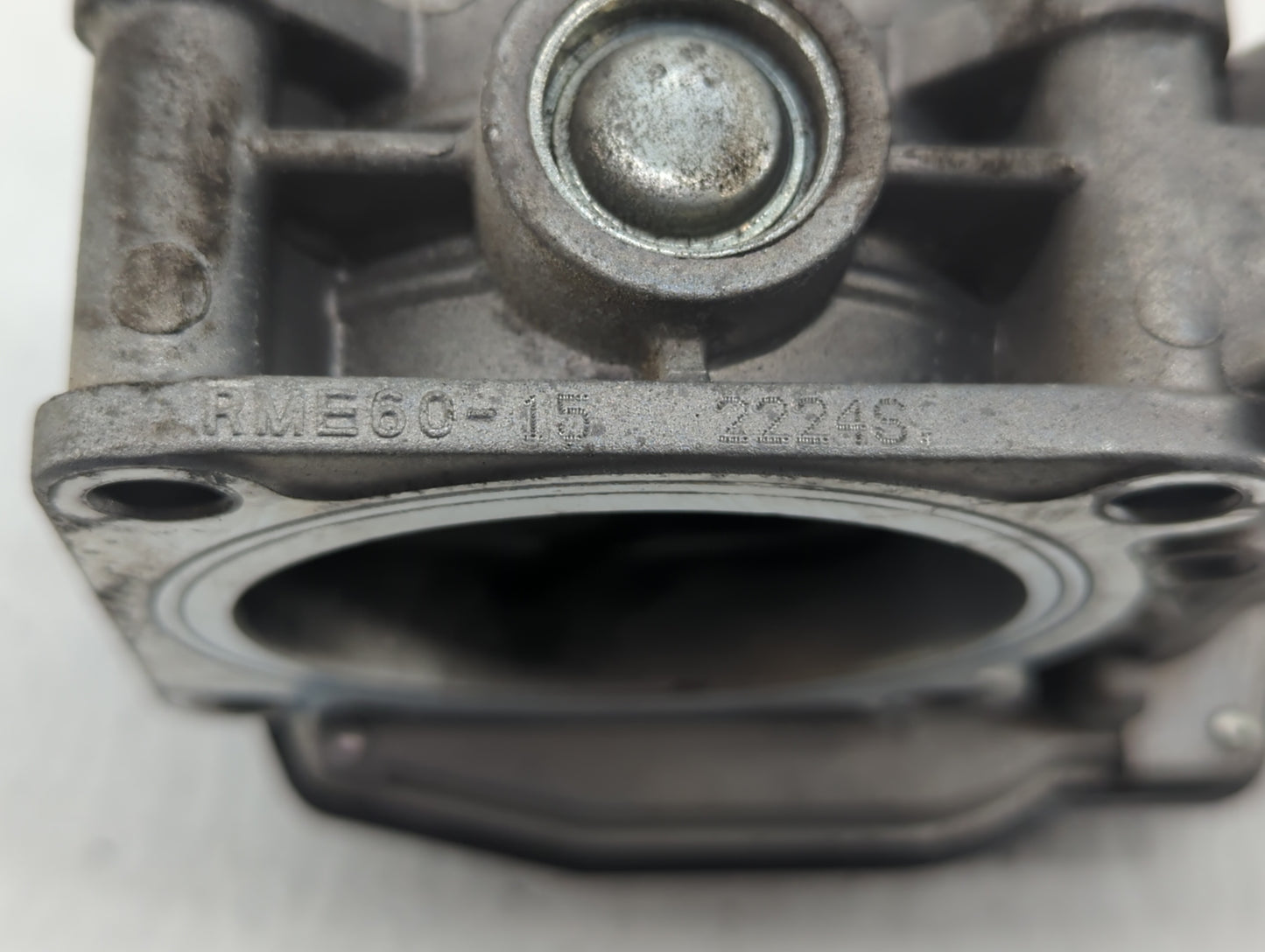 2011-2015 Nissan Rogue Throttle Body P/N:526-01 RME60-15 Fits Fits 2011 2012 2013 2014 2015 OEM Used Auto Parts - Oemusedaut
