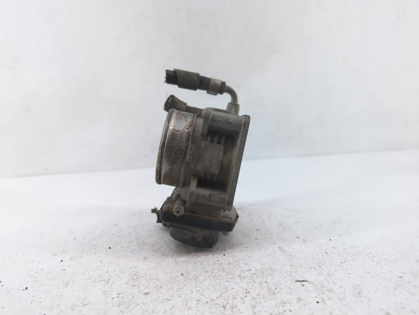 2011-2015 Nissan Rogue Throttle Body P/N:526-01 RME60-15 Fits Fits 2011 2012 2013 2014 2015 OEM Used Auto Parts - Oemusedaut