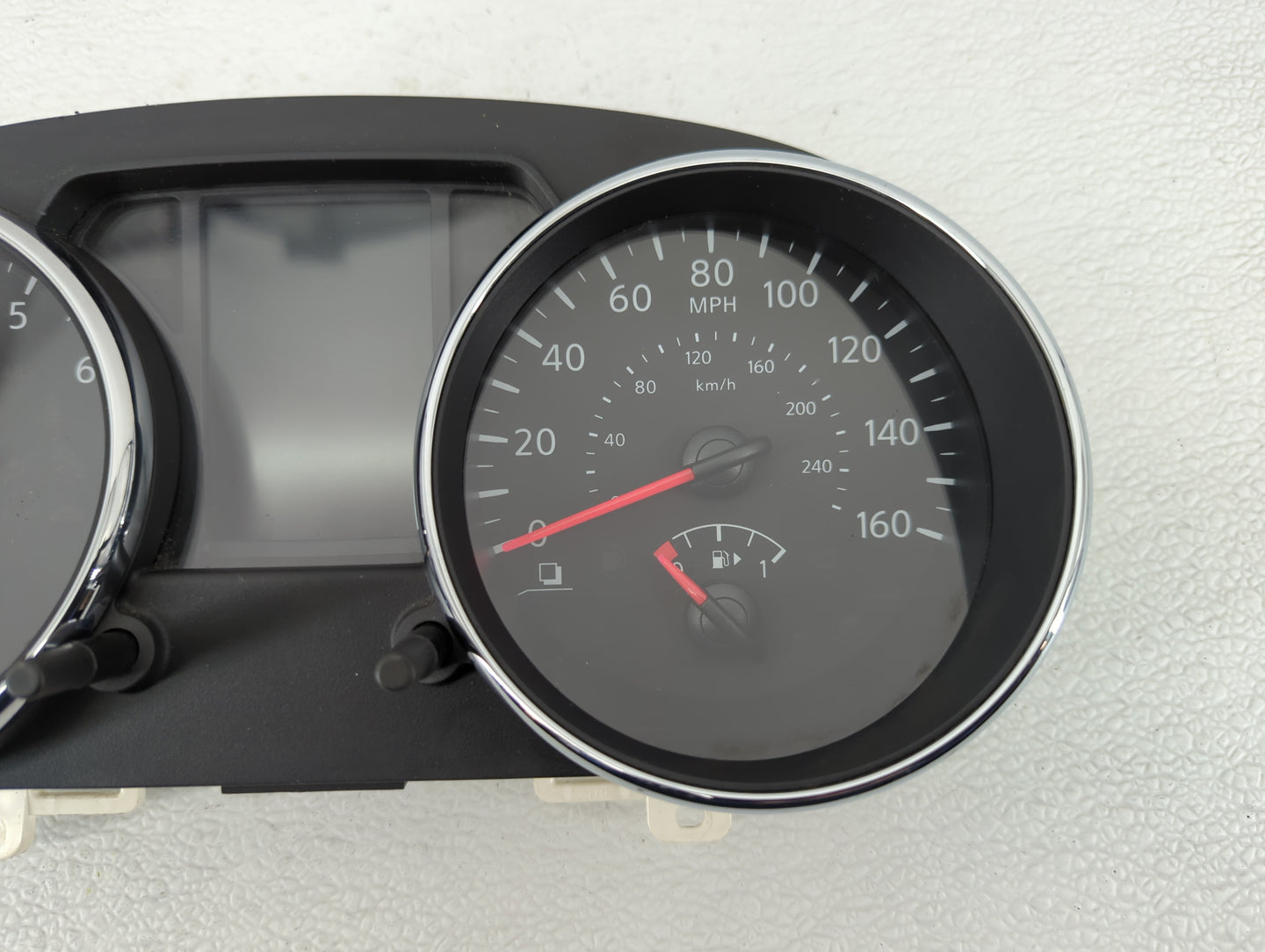 2011-2012 Nissan Rogue Instrument Cluster Speedometer Gauges P/N:24810 1VX5A 24810 1VX0A, 24810 1VK0A Fits Fits 2011 2012 OE