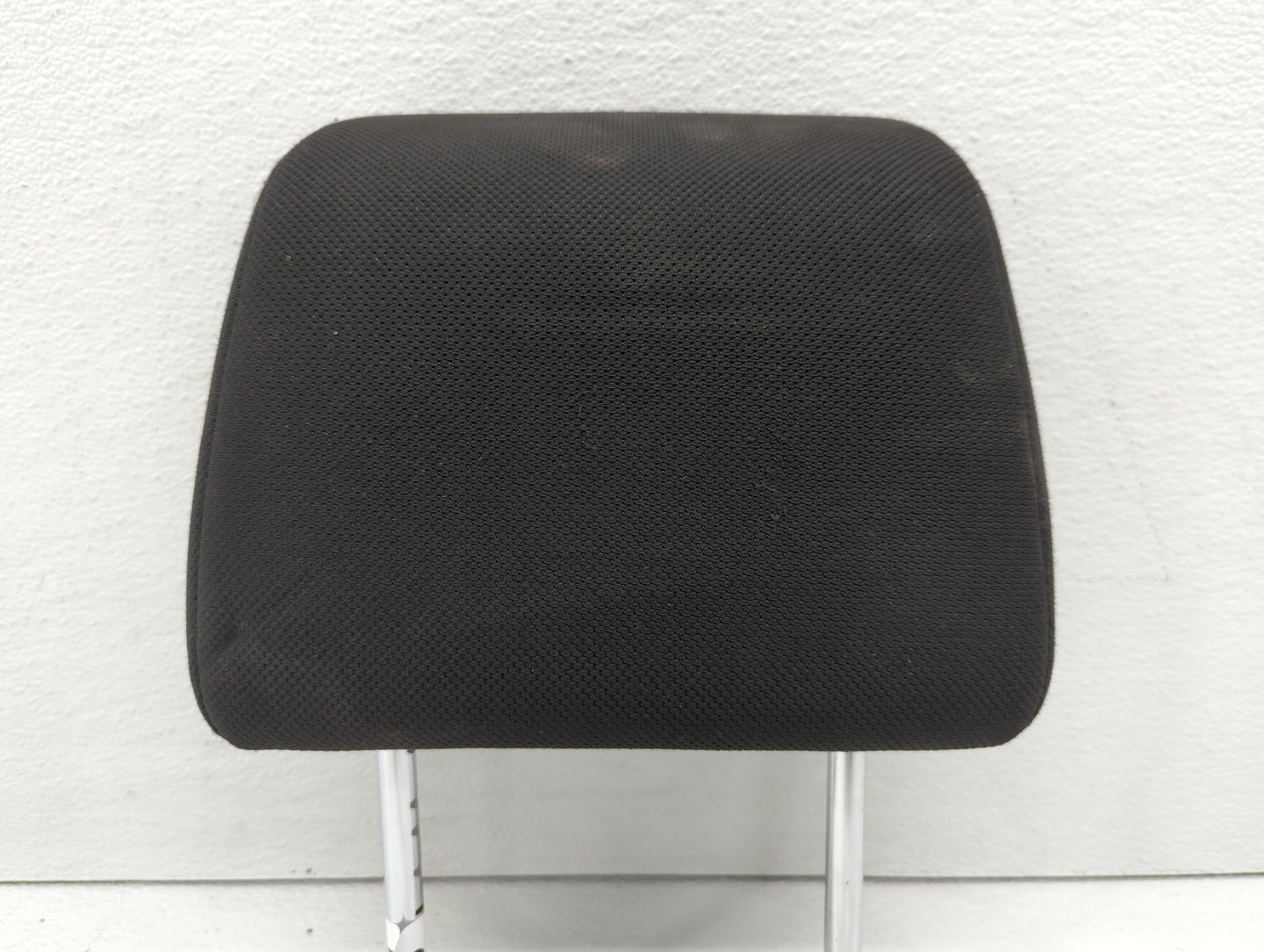 2011-2013 Nissan Rogue Headrest Head Rest Front Driver Passenger Seat - Oemusedautoparts1.com