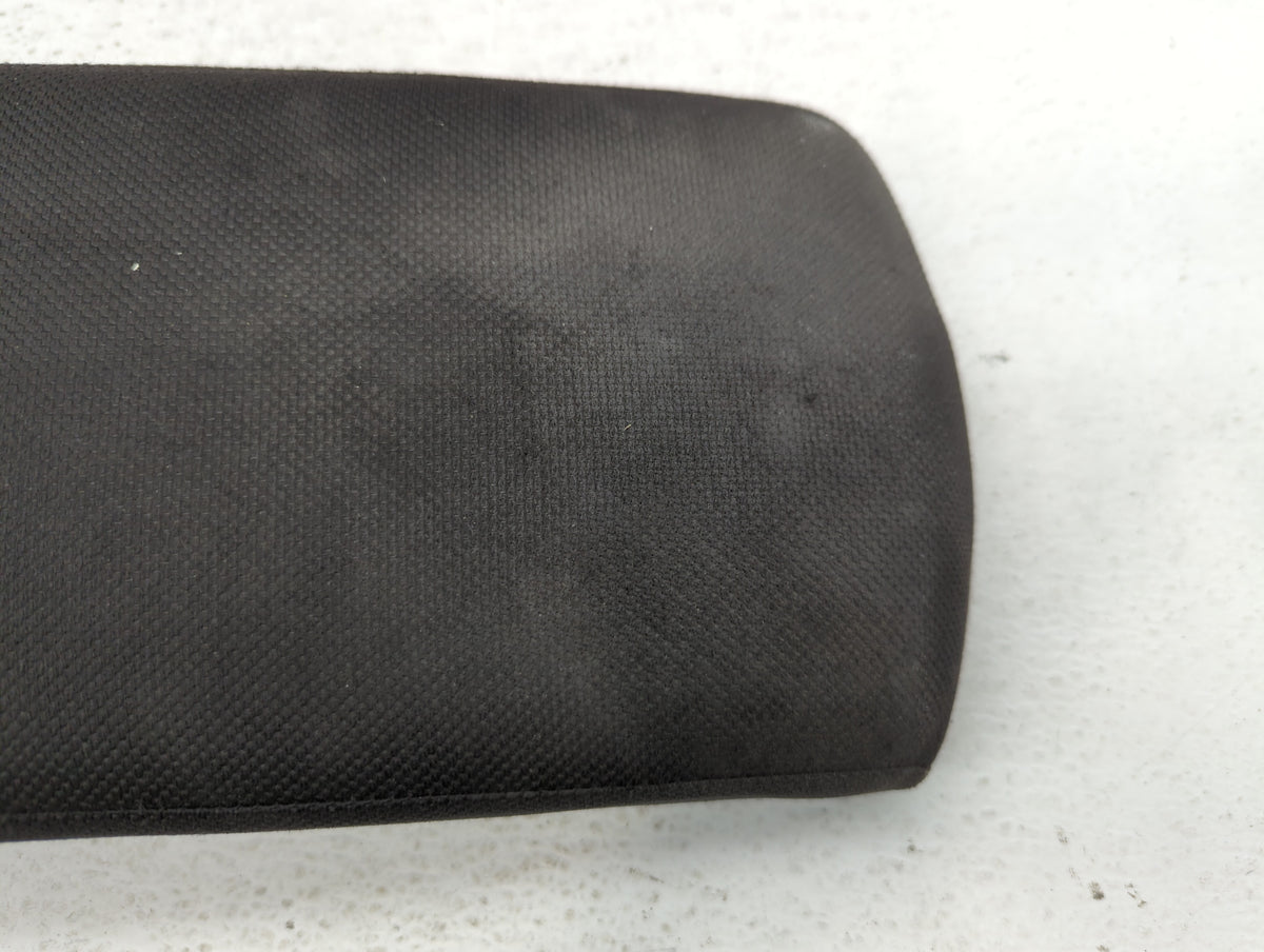 2008-2012 Nissan Rogue Center Console Armrest Cover Lid 502703 - Oemusedautoparts1.com