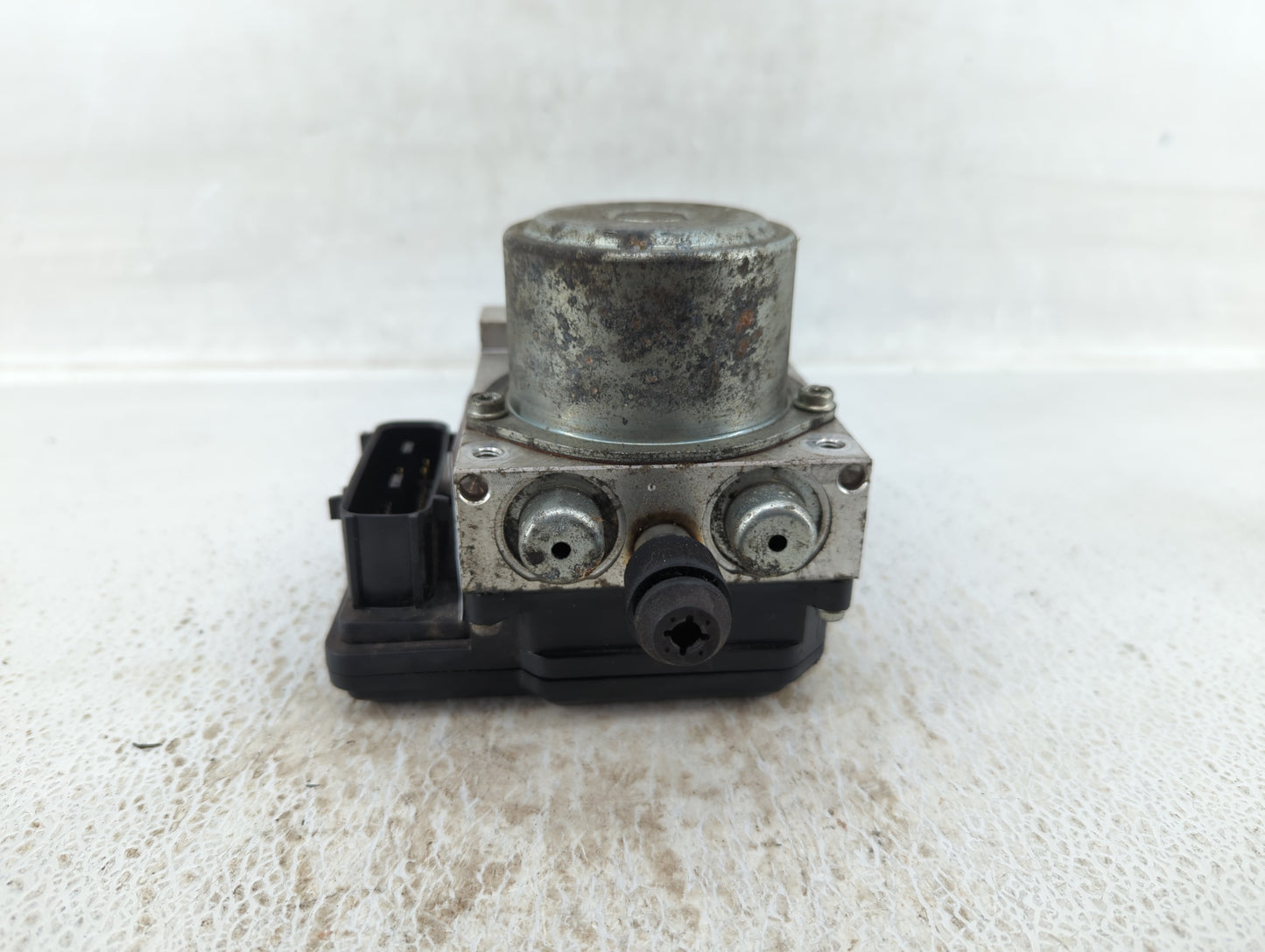 2012-2015 Nissan Rogue ABS Pump Control Module Replacement P/N:TD8405 Fits Fits 2012 2013 2014 2015 OEM Used Auto Parts - Oe