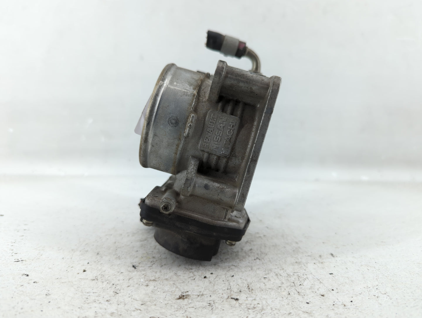 2011-2015 Nissan Rogue Throttle Body P/N:RME60-15 Fits Fits 2011 2012 2013 2014 2015 OEM Used Auto Parts - Oemusedautoparts1