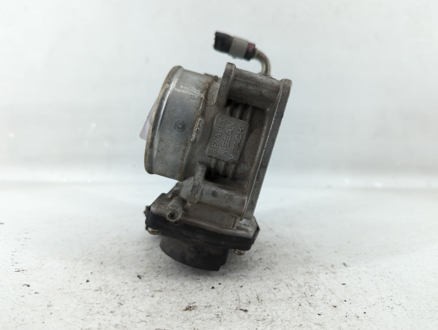 2011-2015 Nissan Rogue Throttle Body P/N:RME60-15 Fits Fits 2011 2012 2013 2014 2015 OEM Used Auto Parts - Oemusedautoparts1