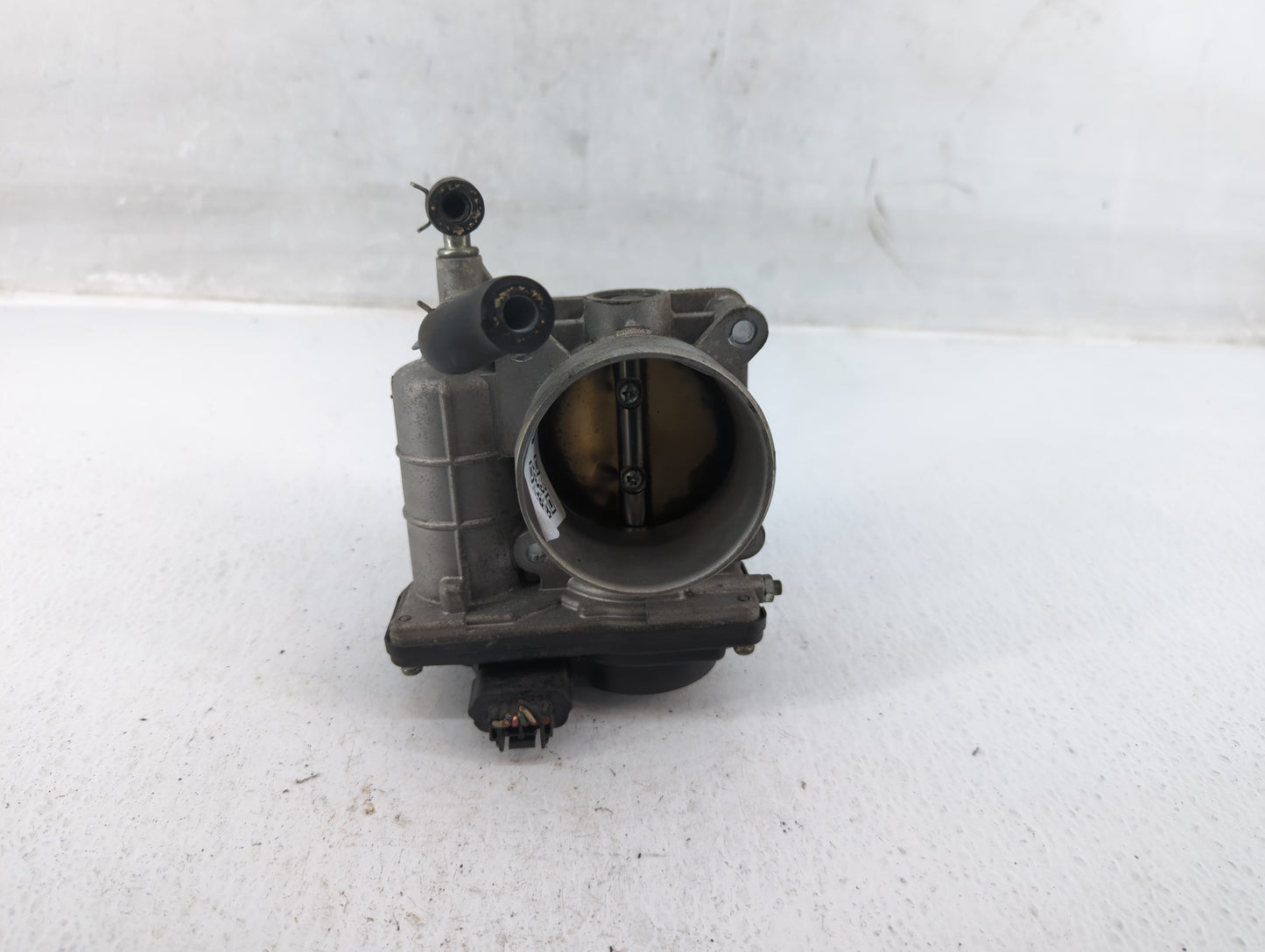 2011-2015 Nissan Rogue Throttle Body P/N:RME60-15 Fits Fits 2011 2012 2013 2014 2015 OEM Used Auto Parts - Oemusedautoparts1