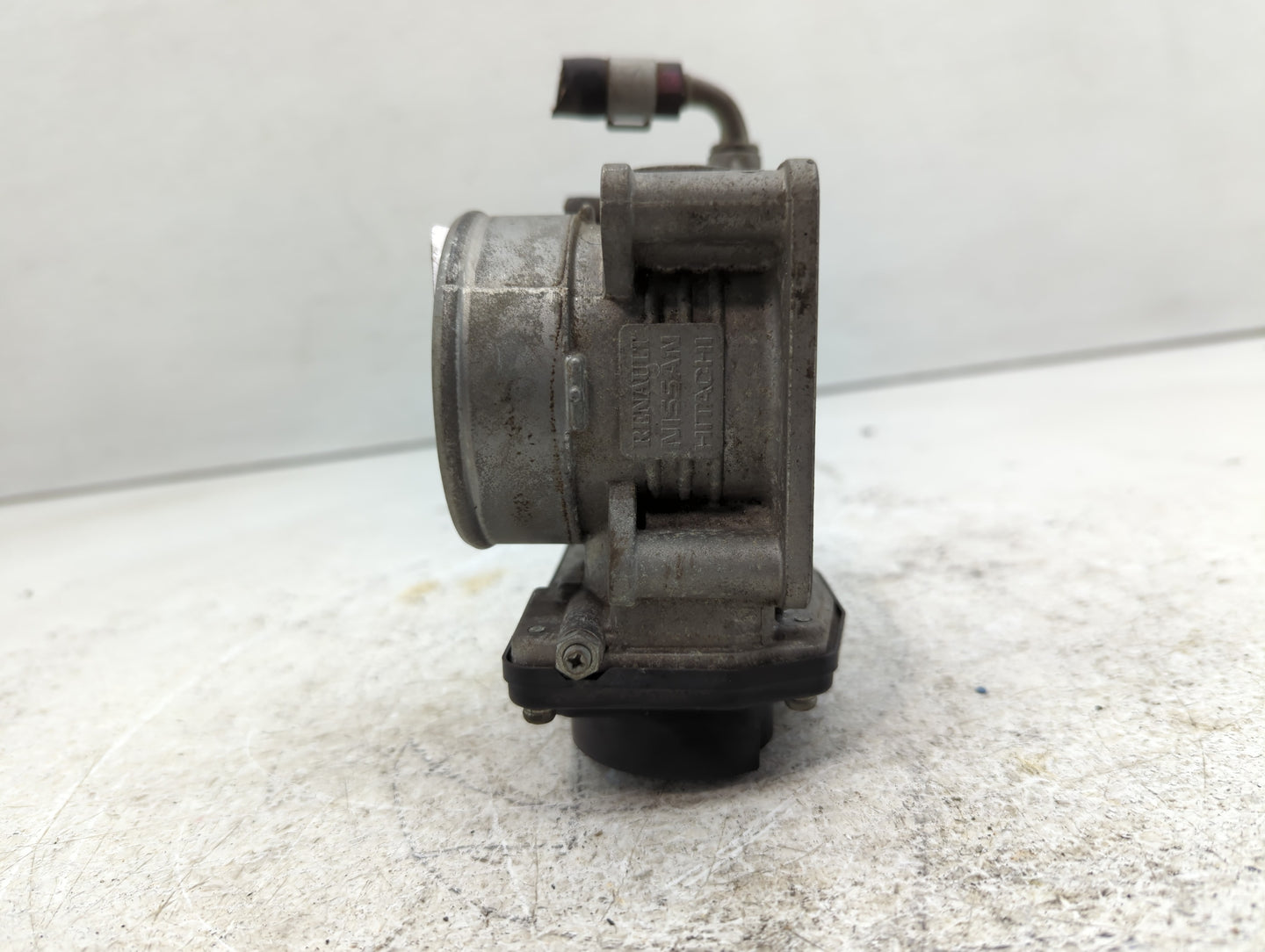 2011-2015 Nissan Rogue Throttle Body P/N:526-01 Fits Fits 2011 2012 2013 2014 2015 OEM Used Auto Parts - Oemusedautoparts1.c