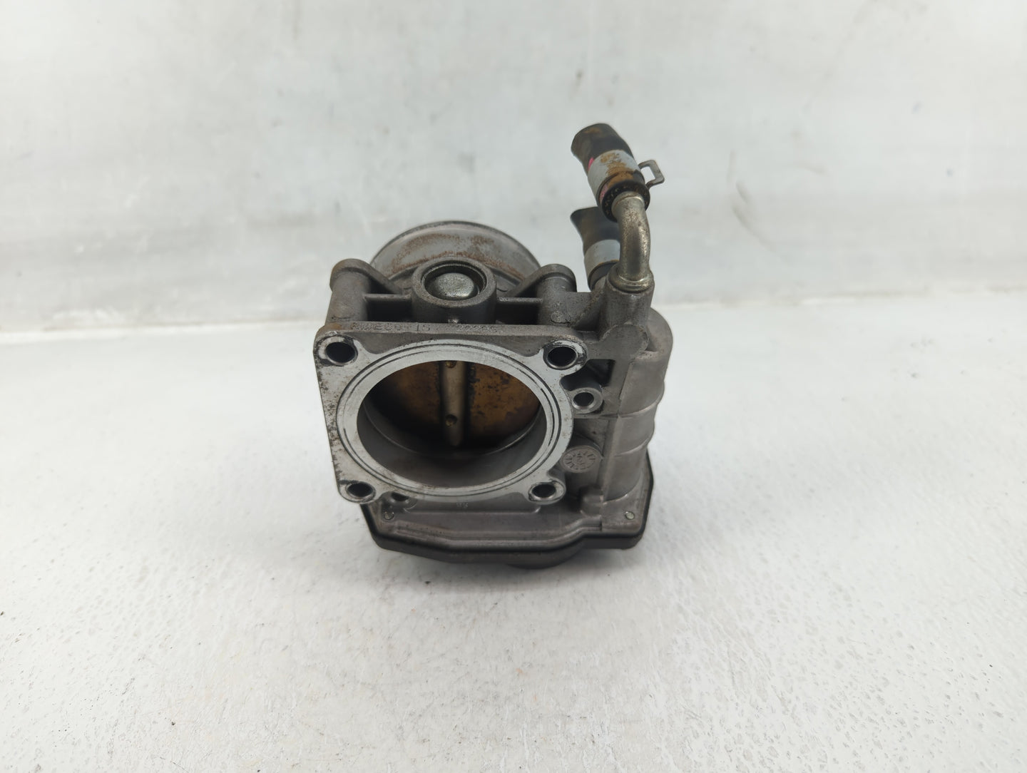 2011-2015 Nissan Rogue Throttle Body P/N:RME60-15 Fits Fits 2011 2012 2013 2014 2015 OEM Used Auto Parts - Oemusedautoparts1
