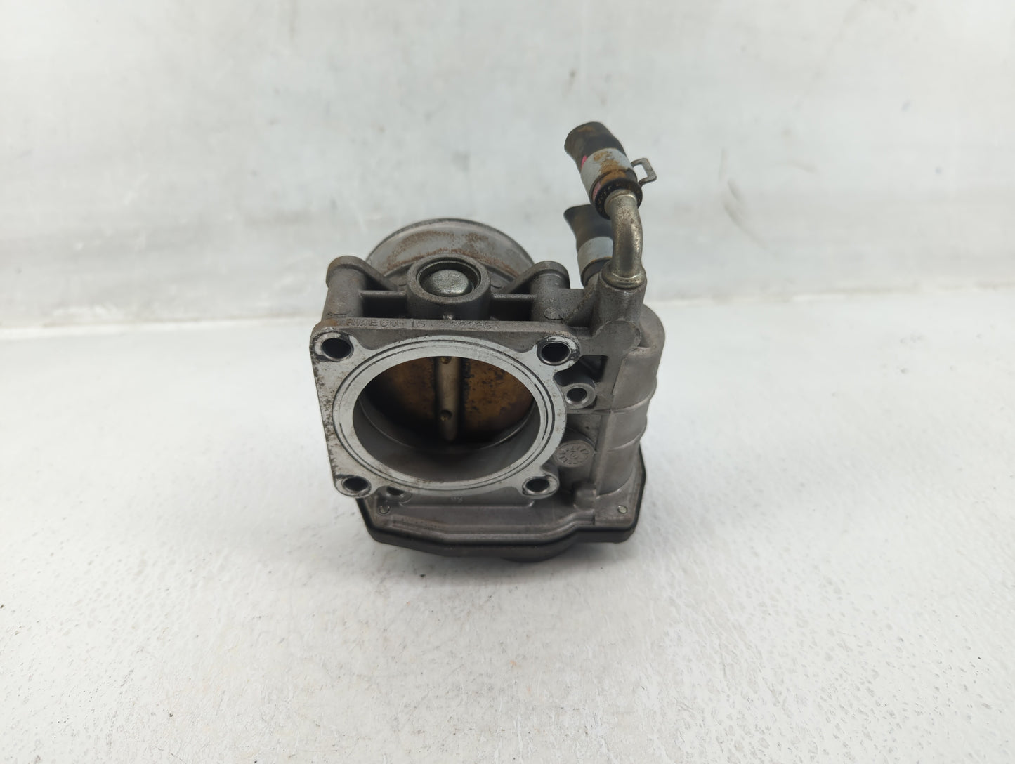 2011-2015 Nissan Rogue Throttle Body P/N:RME60-15 Fits Fits 2011 2012 2013 2014 2015 OEM Used Auto Parts - Oemusedautoparts1